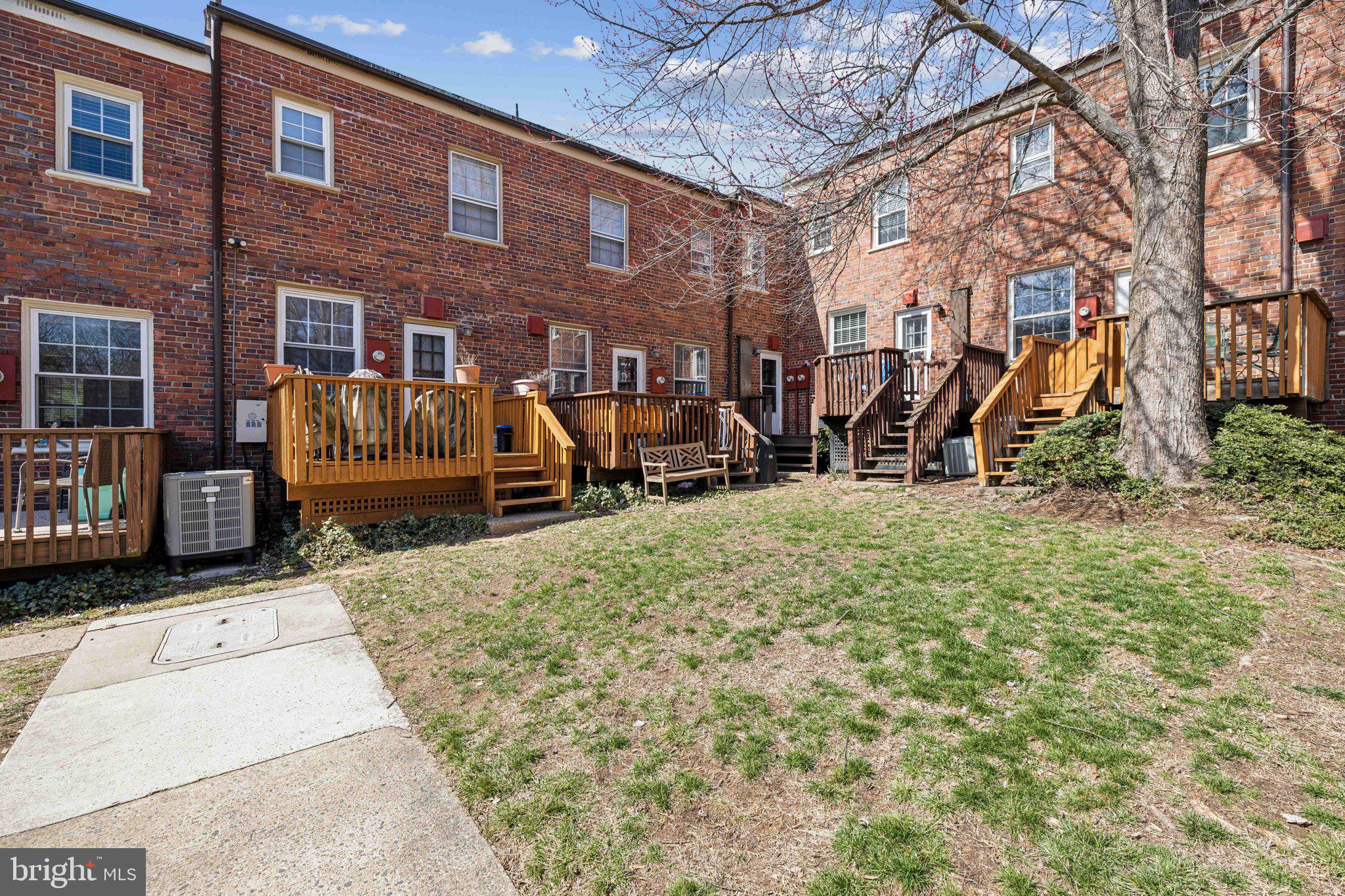 ARLINGTON VILLAGE - Residential