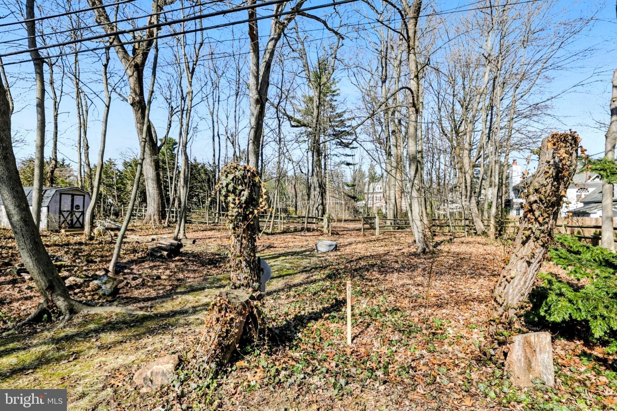MT AIRY (WEST) - Land