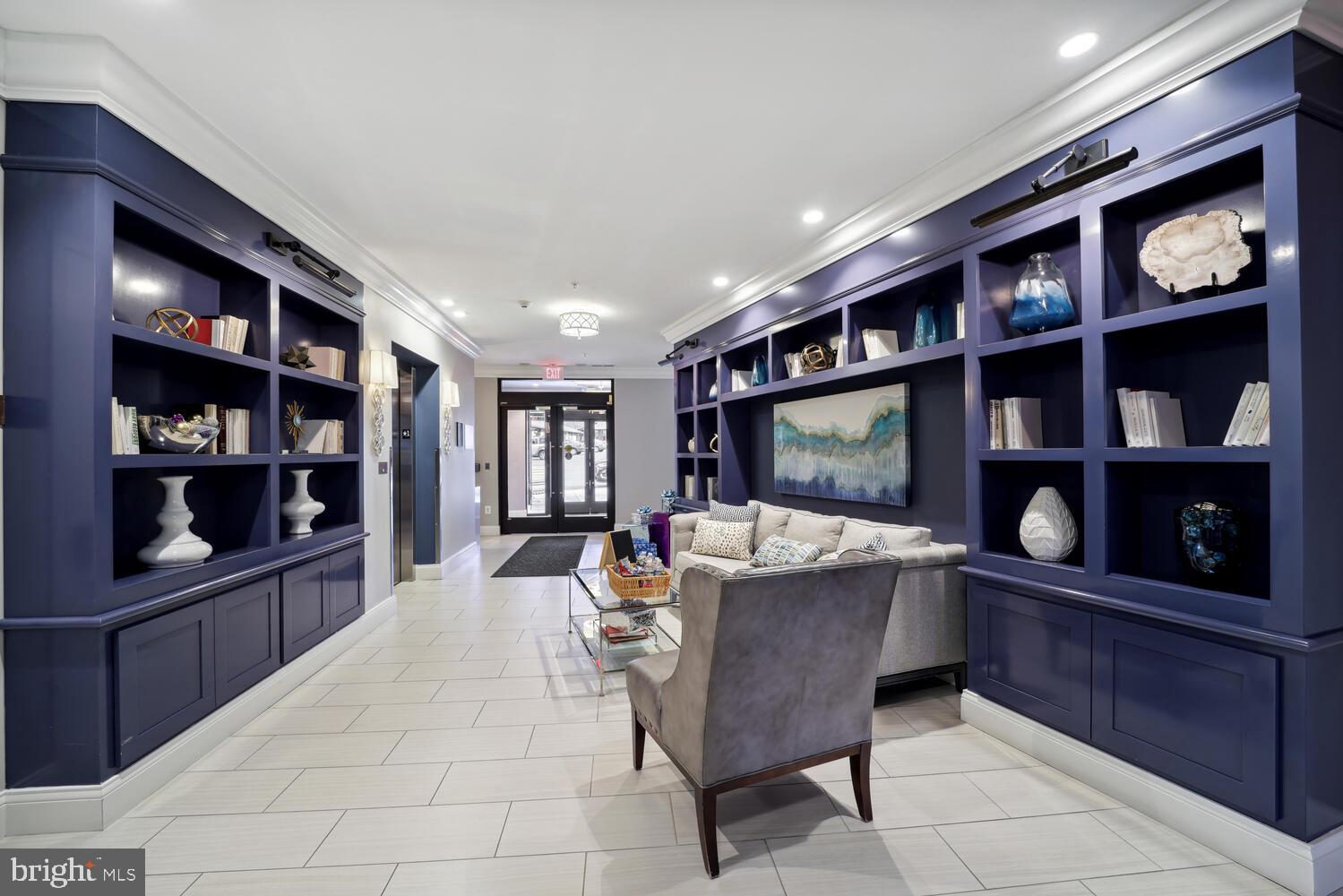 THE ENCLAVE - Residential
