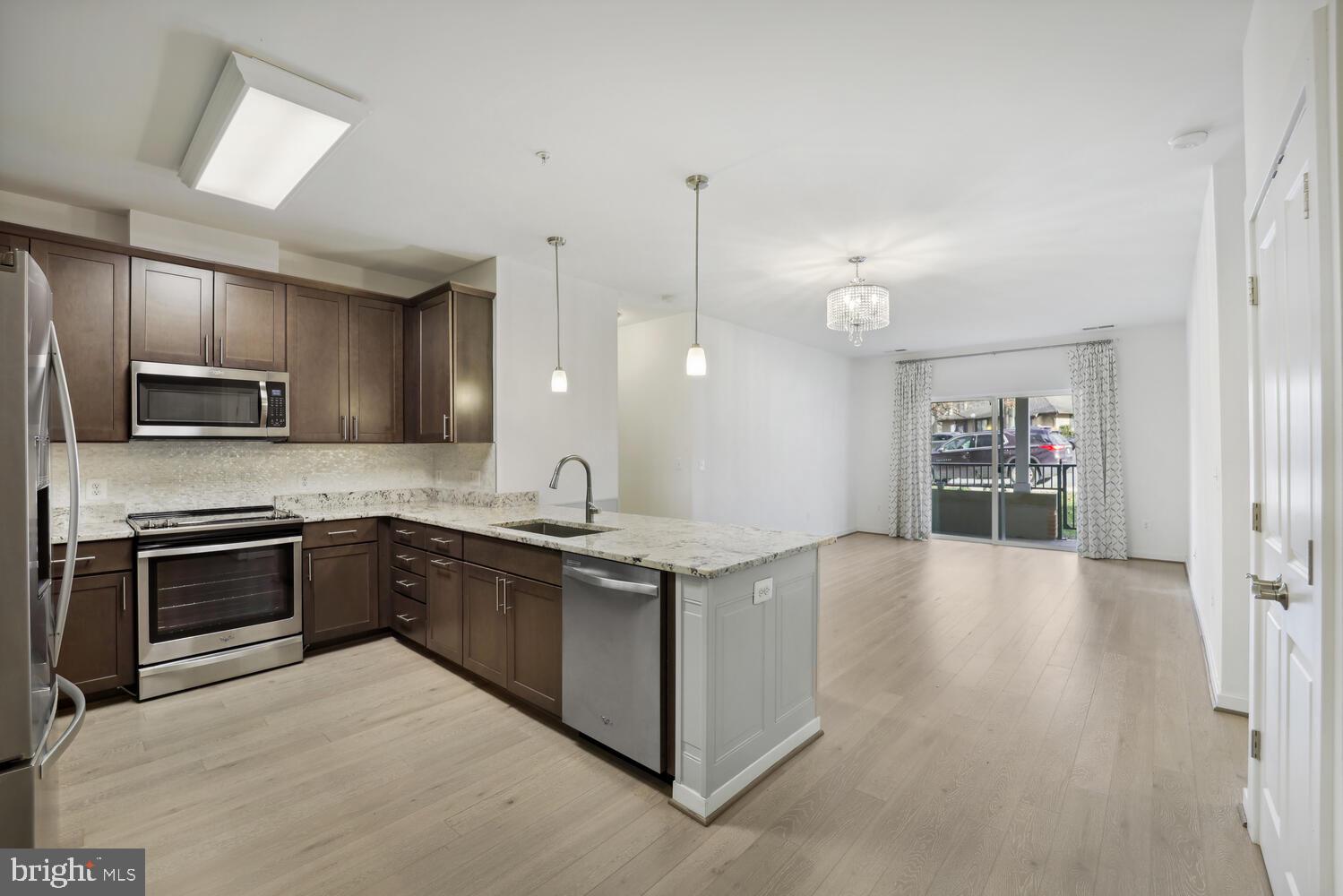 THE ENCLAVE - Residential