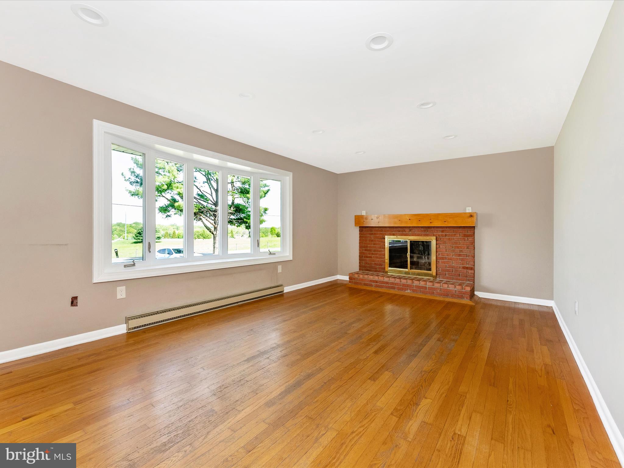 URBANA - Residential