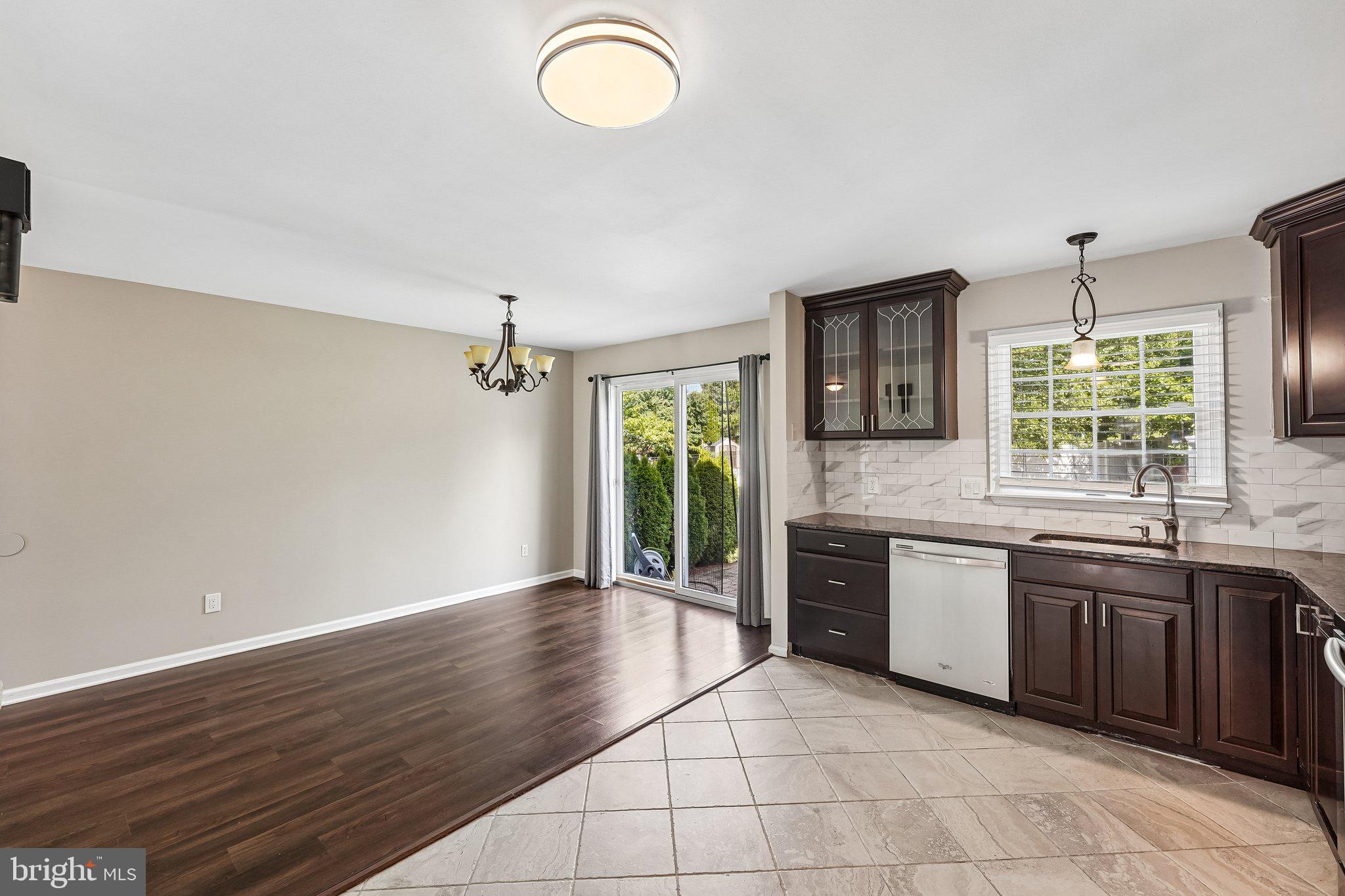 PEACHTREE VILLAGE - Residential
