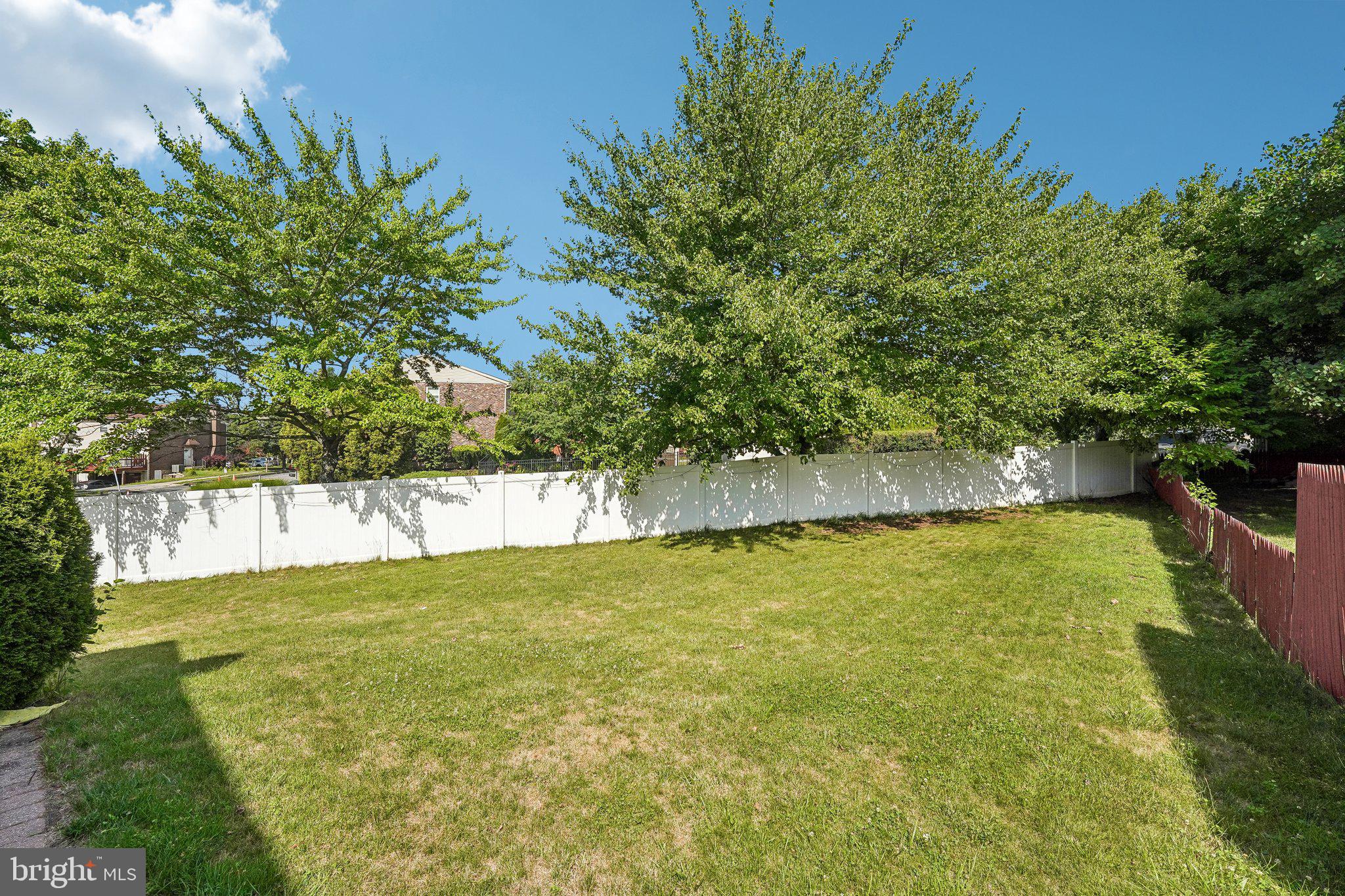 PEACHTREE VILLAGE - Residential