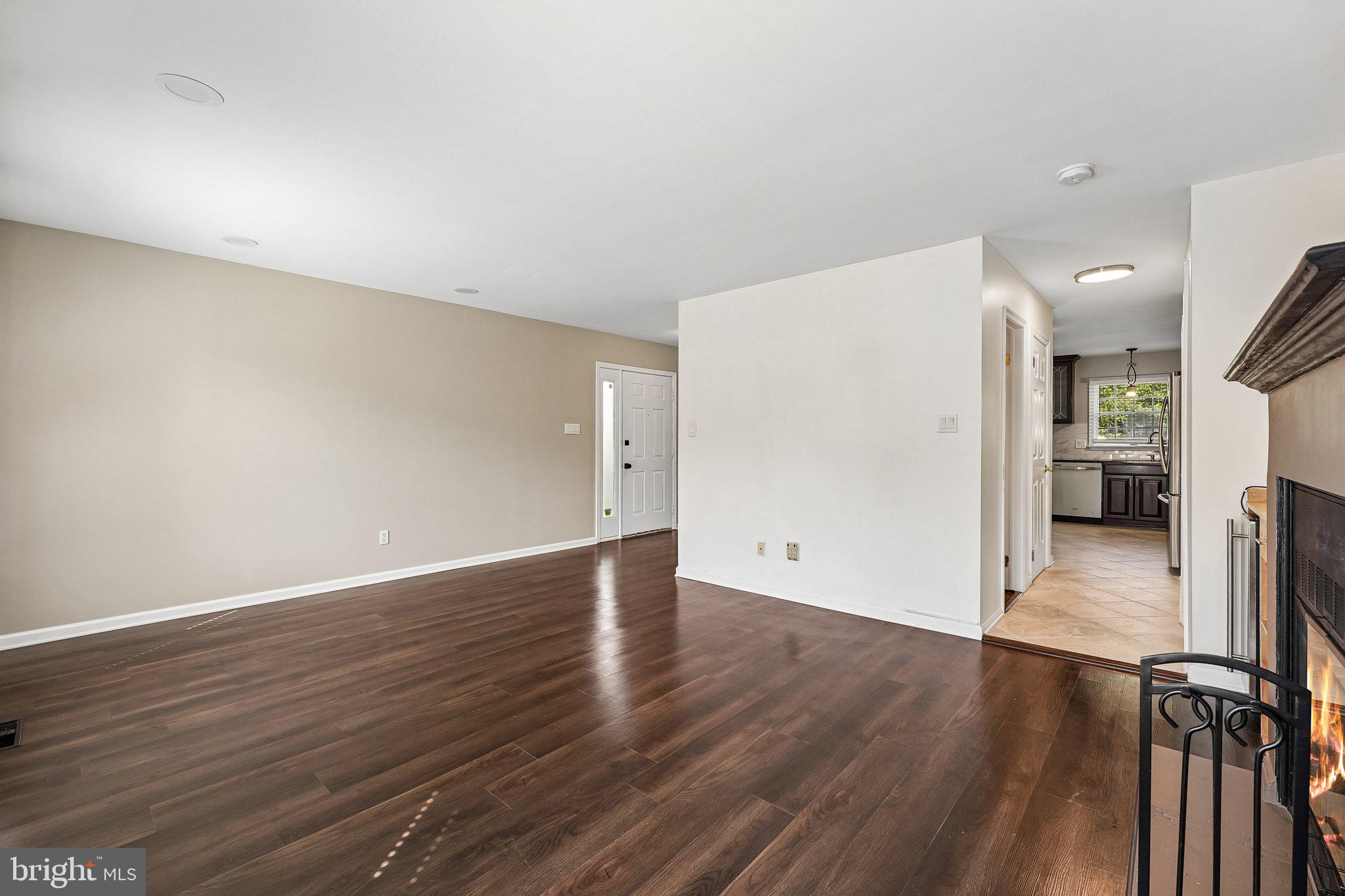 PEACHTREE VILLAGE - Residential