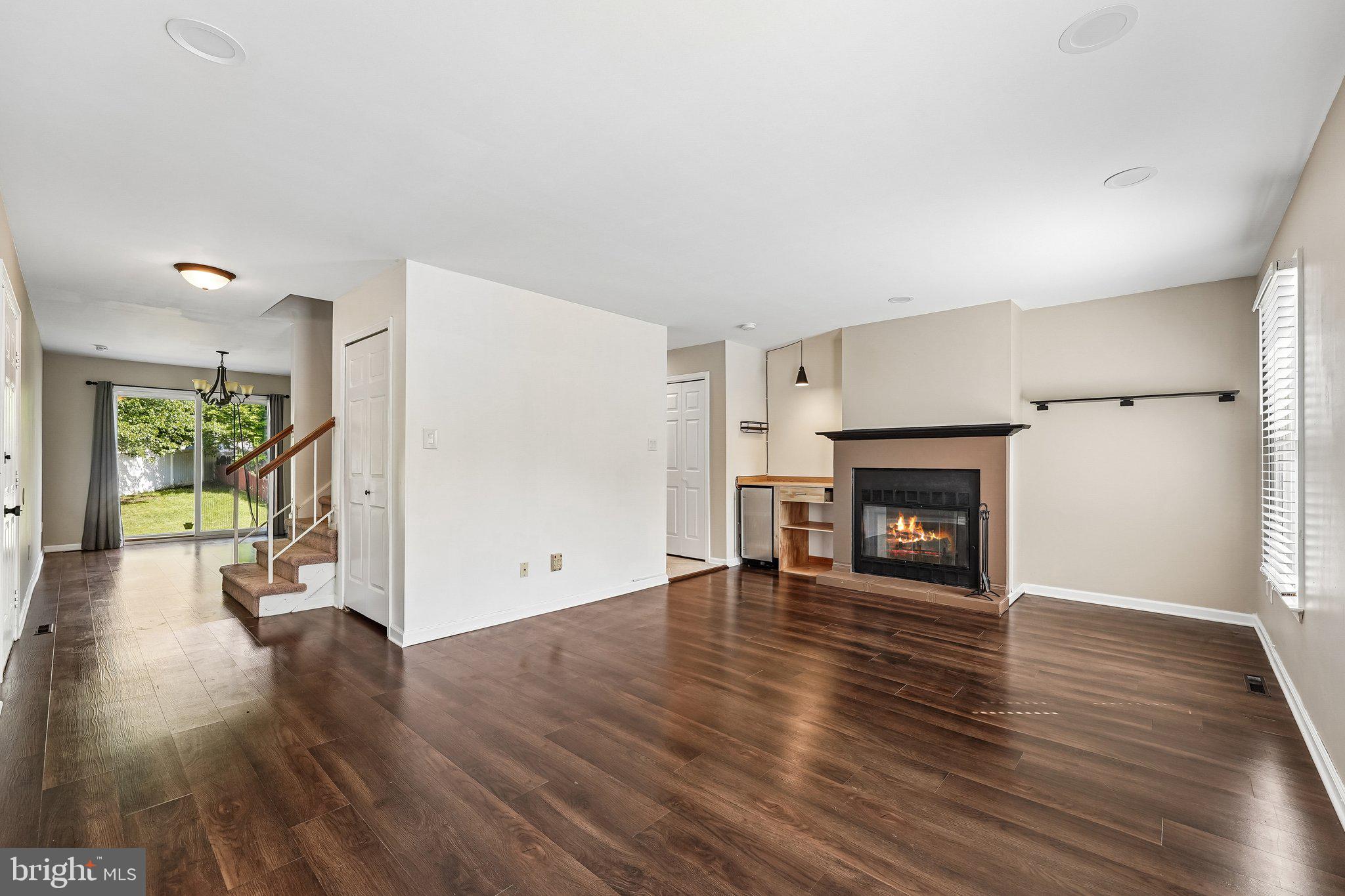PEACHTREE VILLAGE - Residential