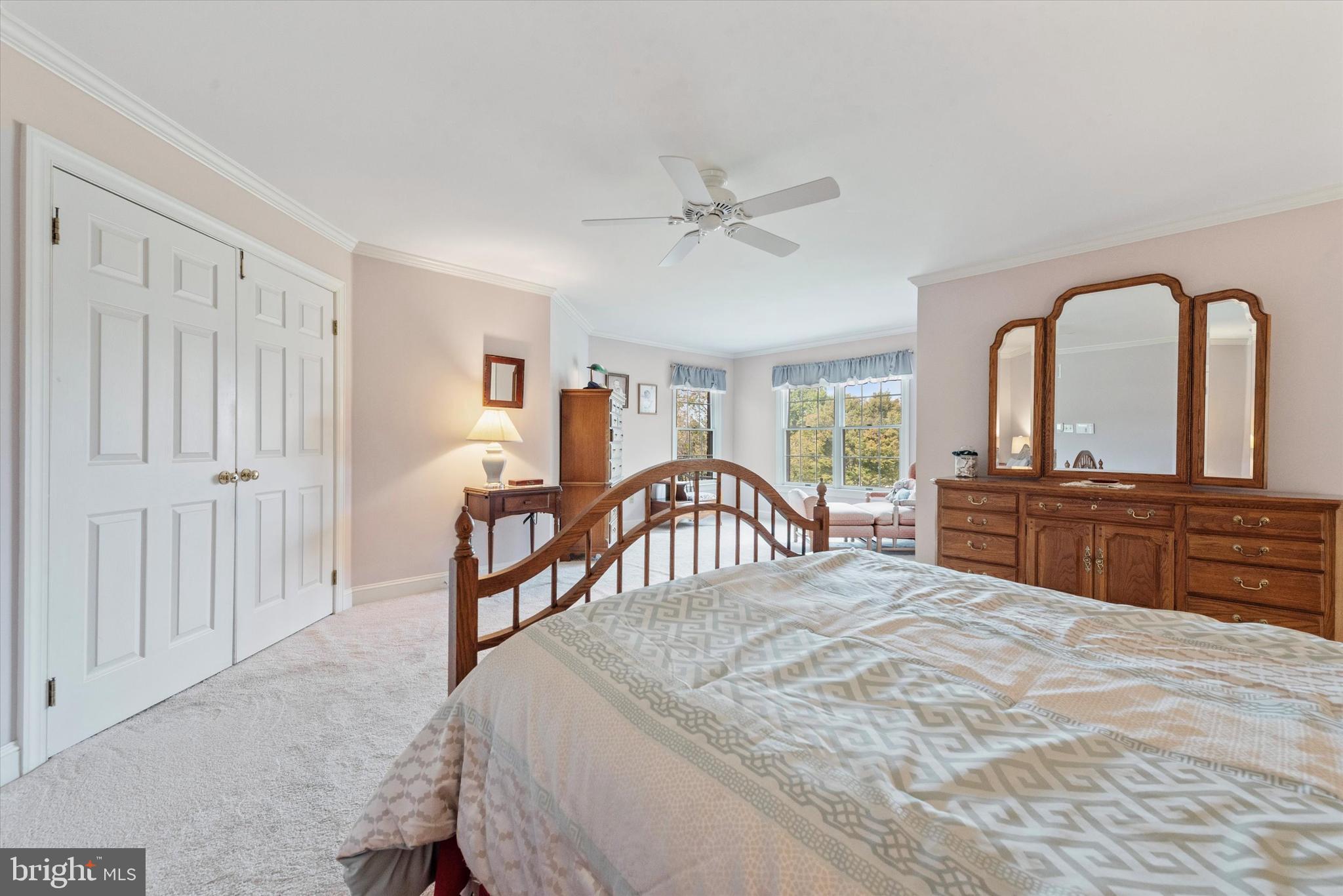 THORNBURY KNOLL - Residential