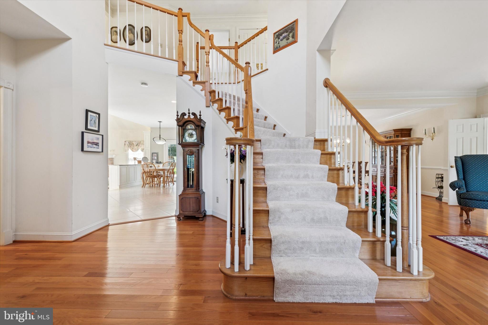 THORNBURY KNOLL - Residential