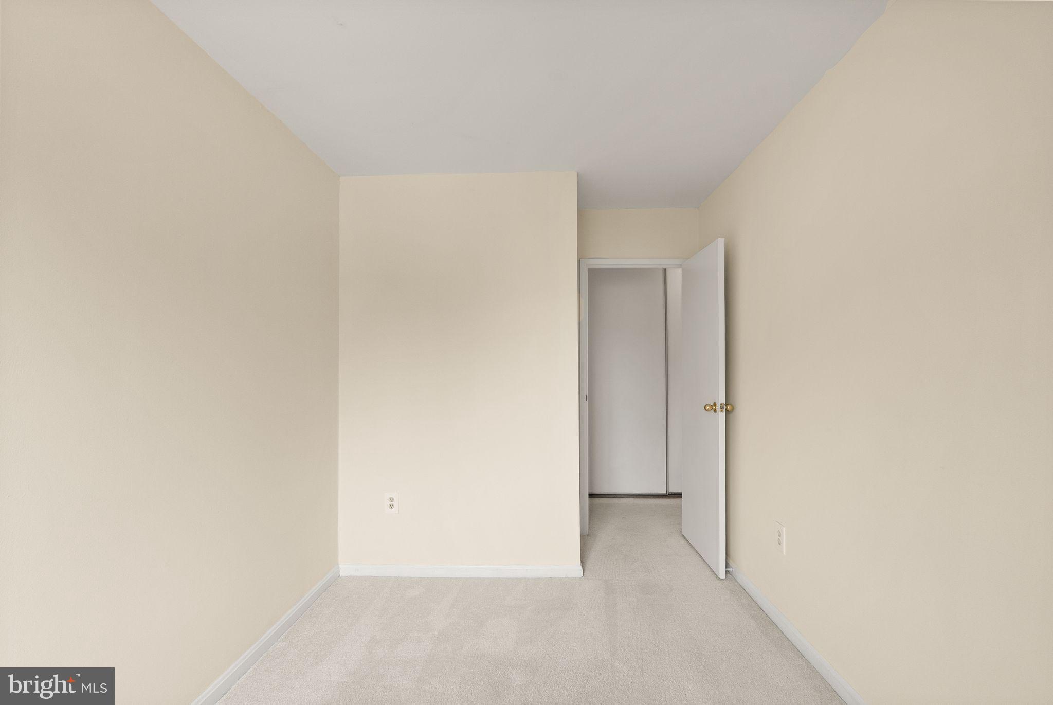 TERRACE TOWNHOUSES OF ANNANDALE - Residential