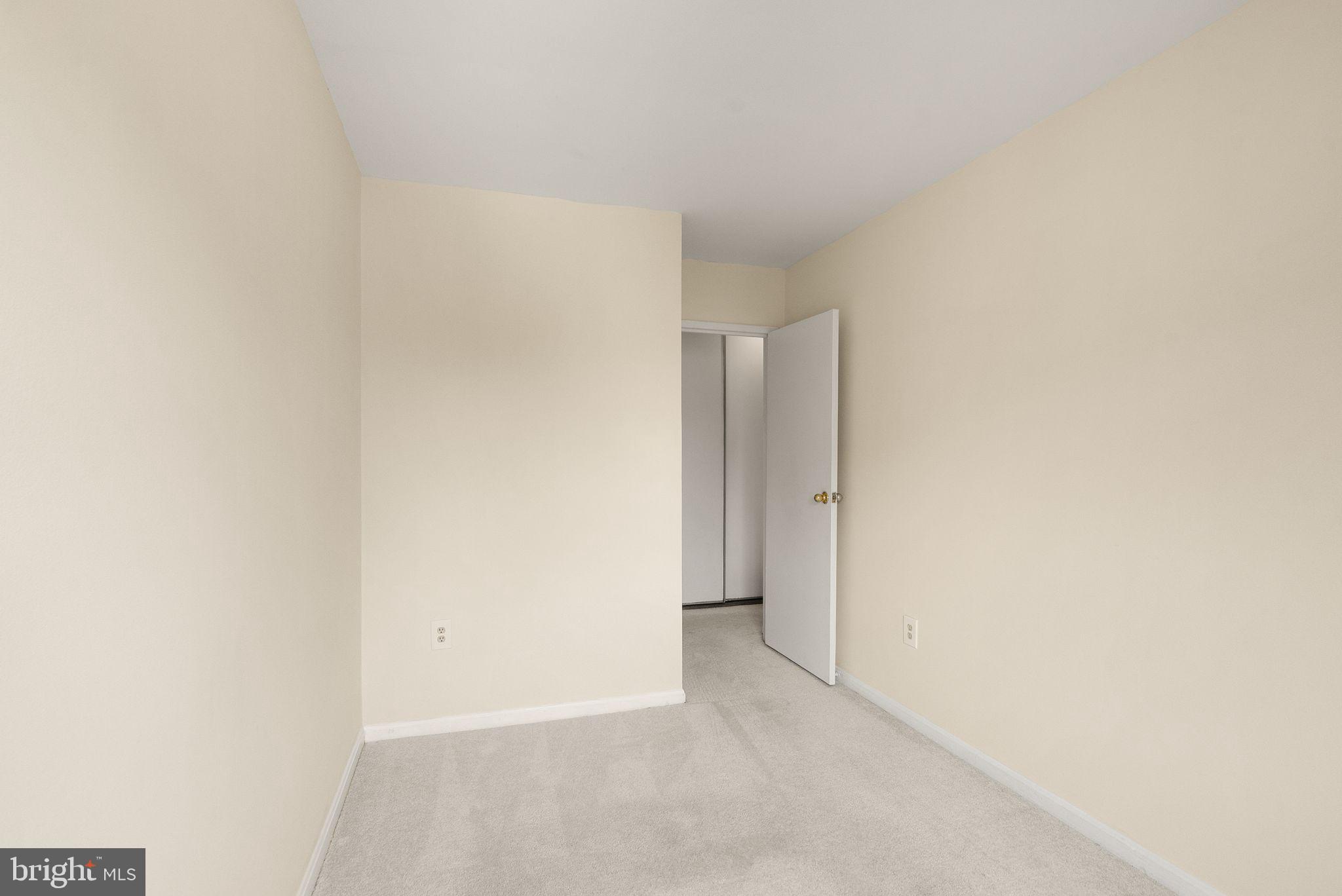 TERRACE TOWNHOUSES OF ANNANDALE - Residential