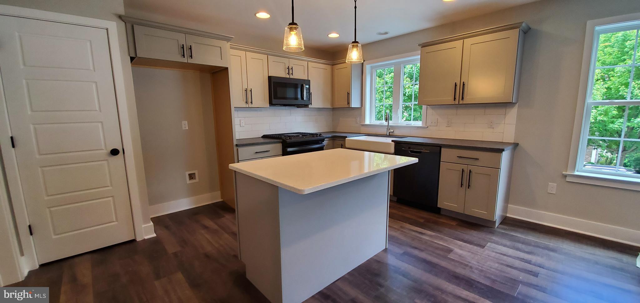 WILLOW BEND FARM - Residential