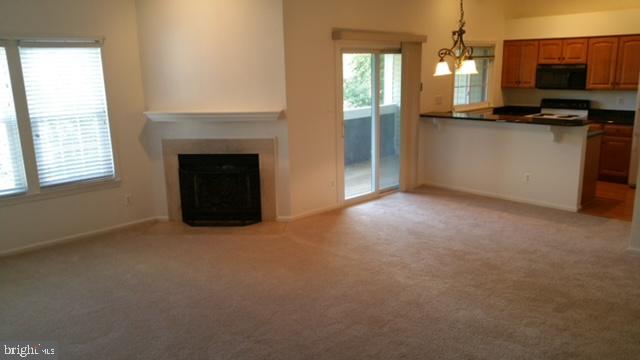 GRAYS POINTE - Residential Lease