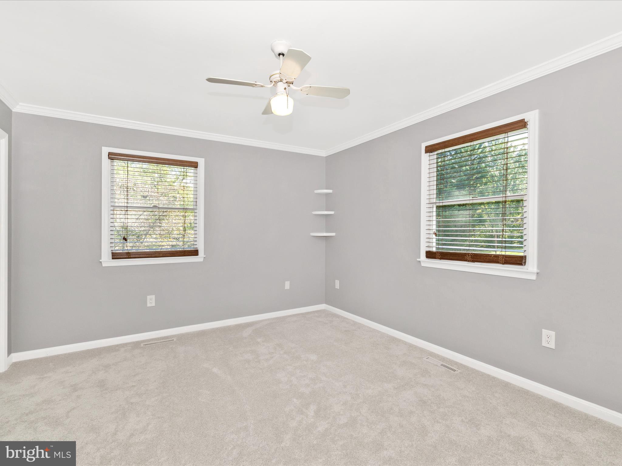 FOUNTAINDALE SOUTH - Residential