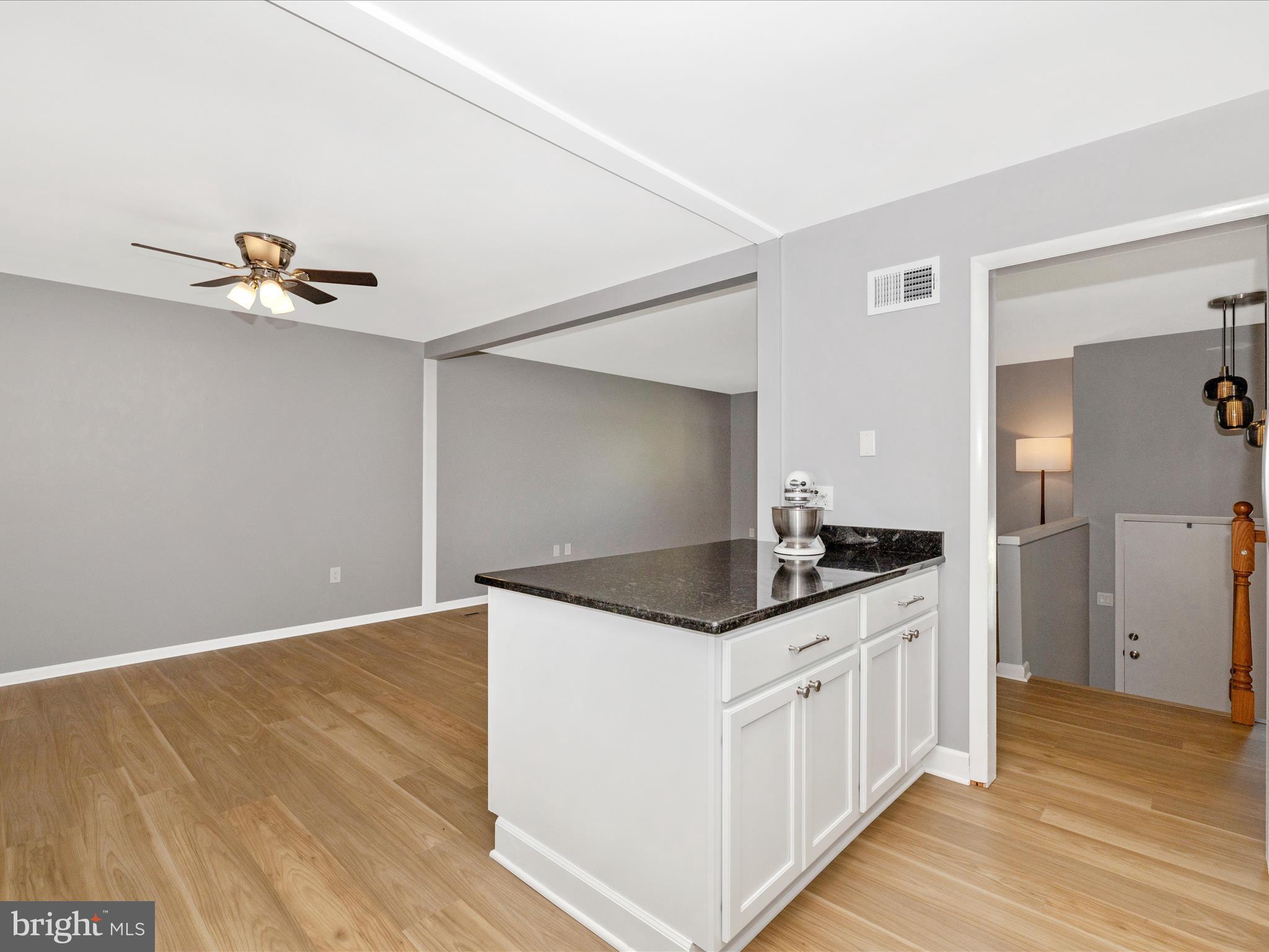 FOUNTAINDALE SOUTH - Residential
