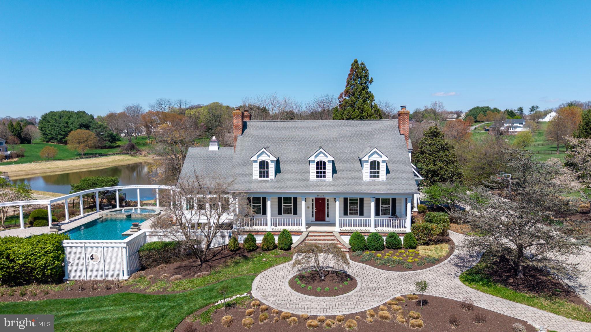 COUNTRY SPRINGS - Residential