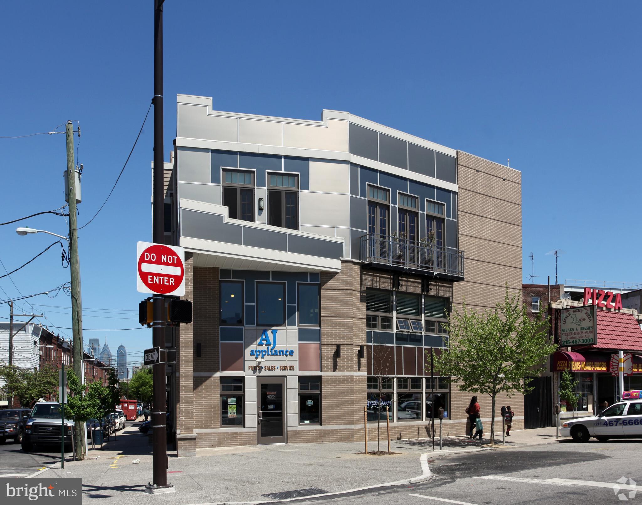 NEWBOLD - Commercial Sale