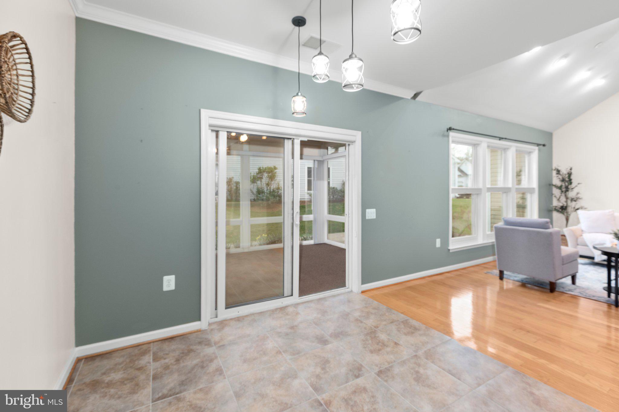 FALLS RUN - Residential