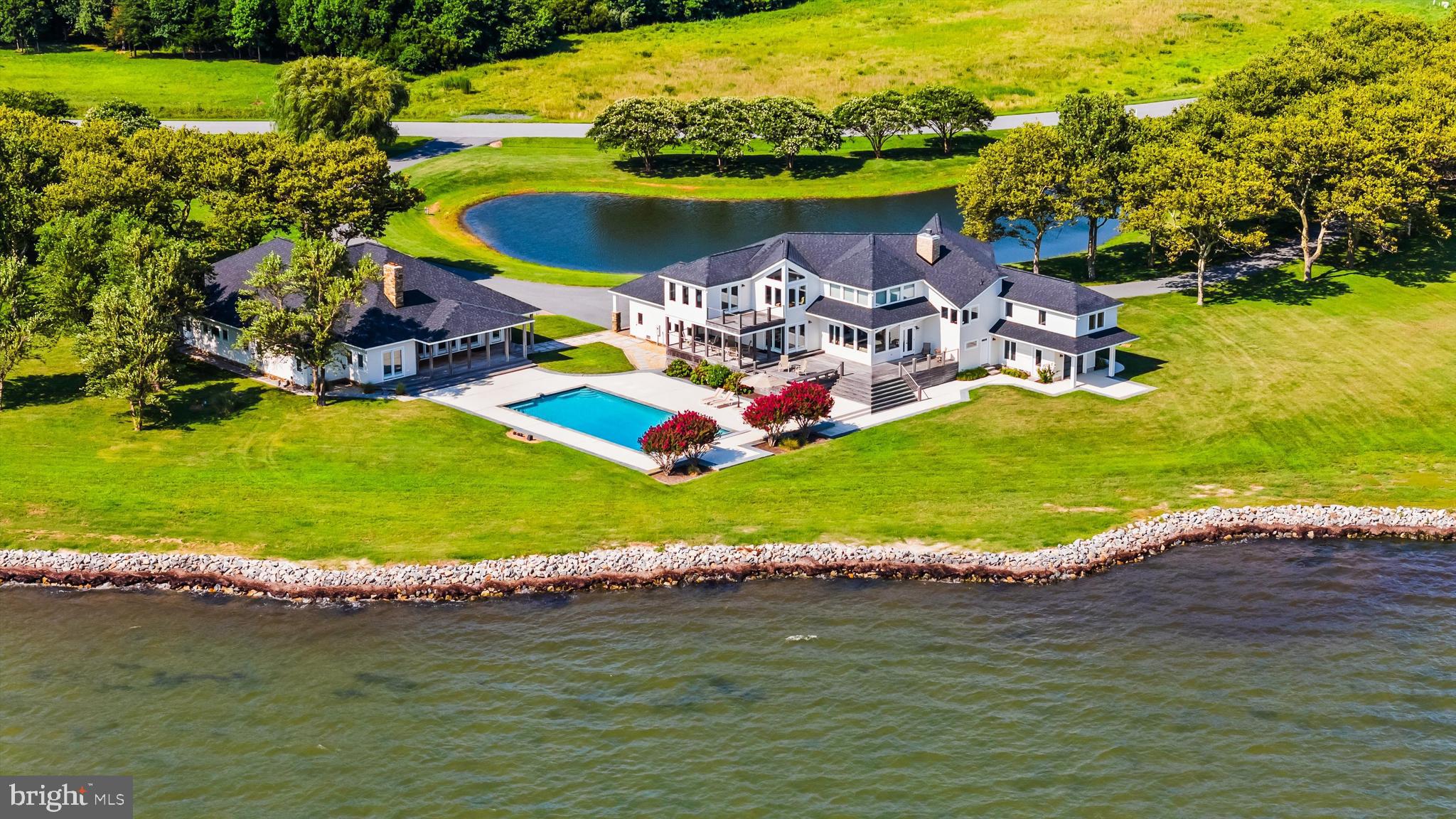 SOUTH POINT FARMS - Residential