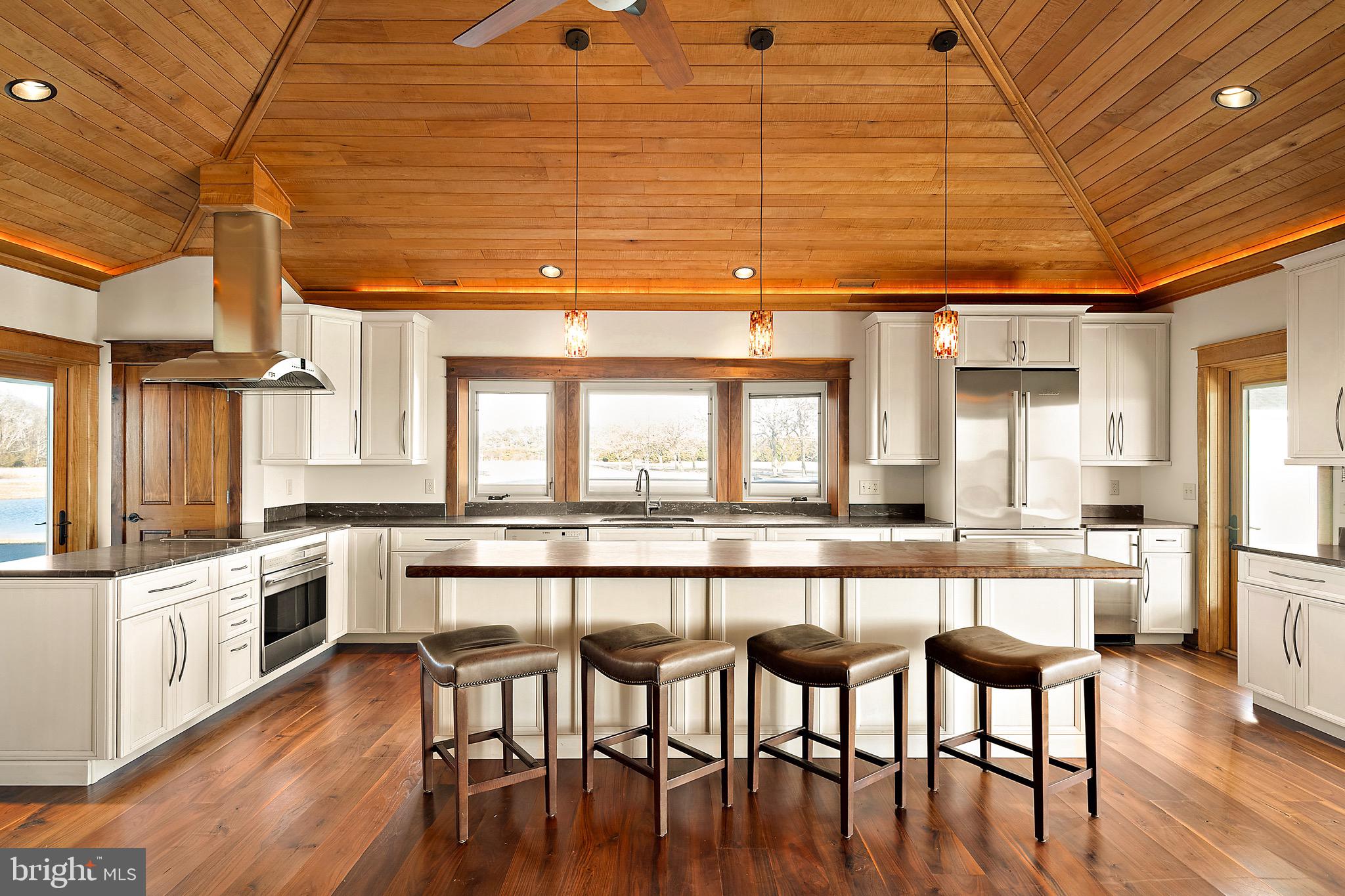 SOUTH POINT FARMS - Residential