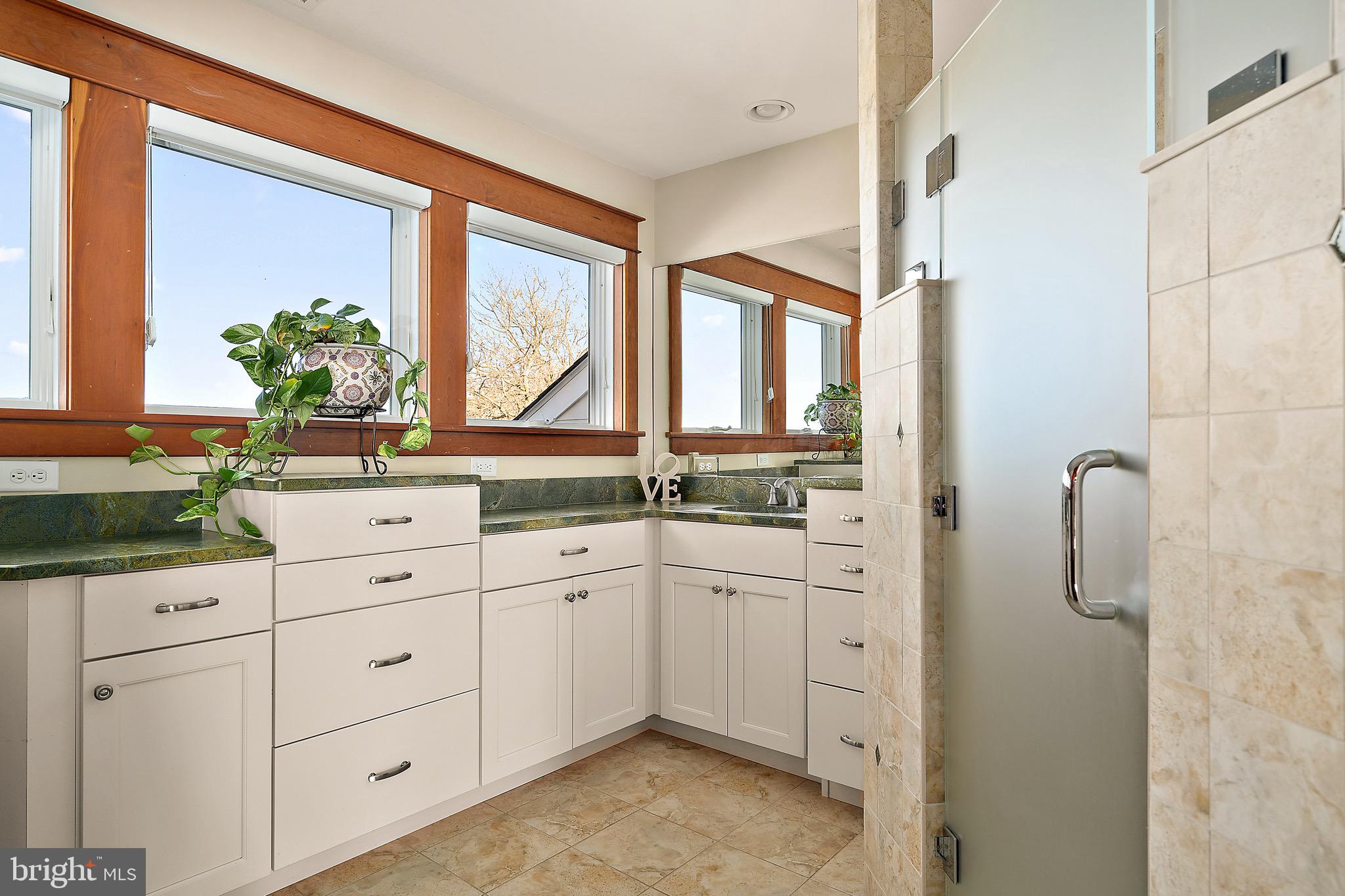 SOUTH POINT FARMS - Residential