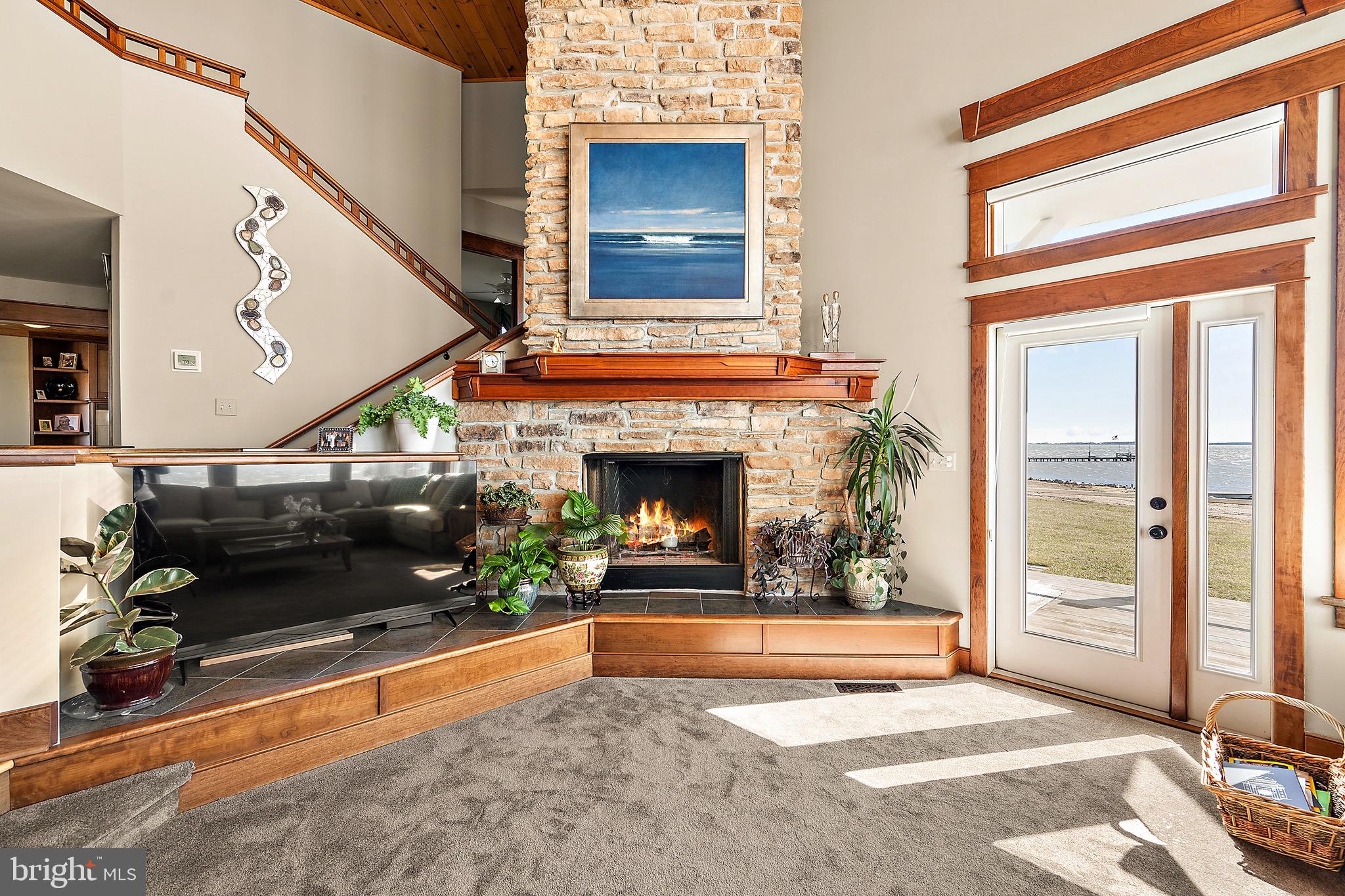 SOUTH POINT FARMS - Residential