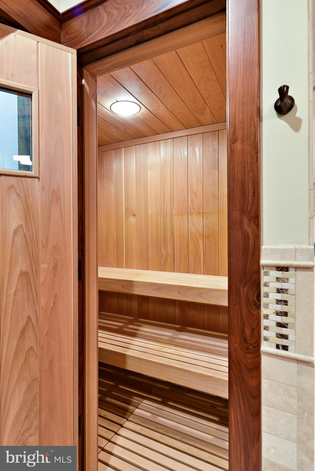 SOUTH POINT FARMS - Residential