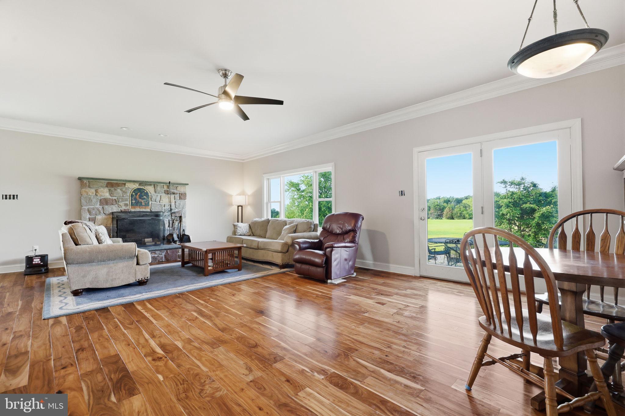 BLOOMING GLEN - Residential