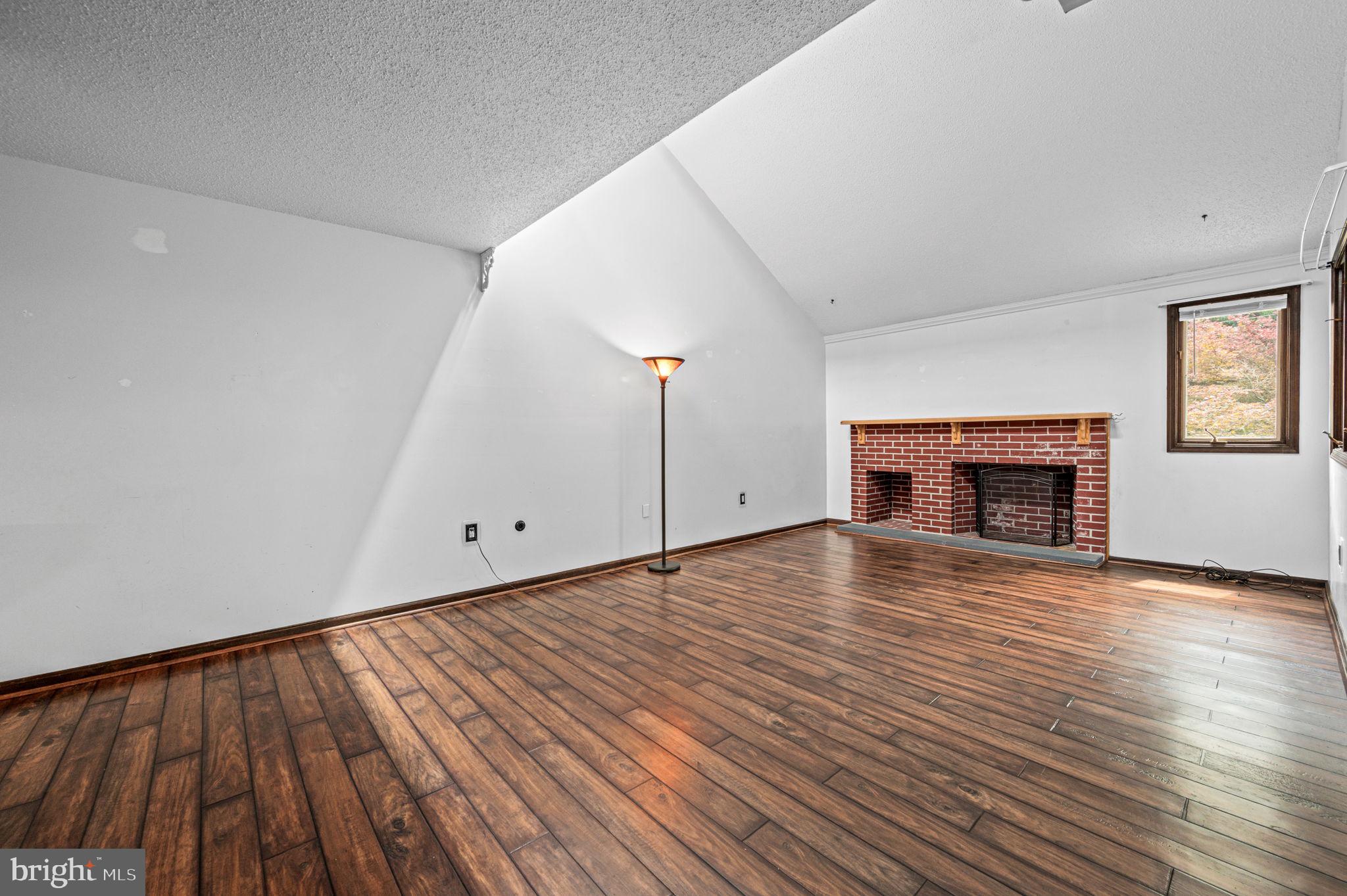 CAINES CREEK - Residential