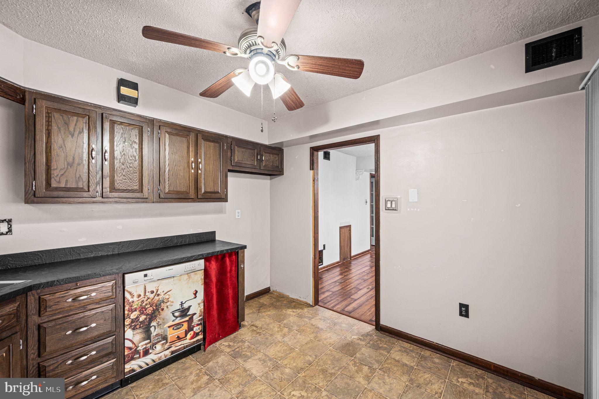 CAINES CREEK - Residential