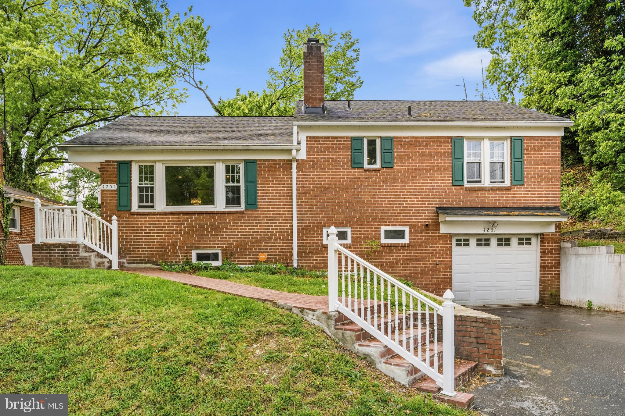 MARLOW HEIGHTS - Residential