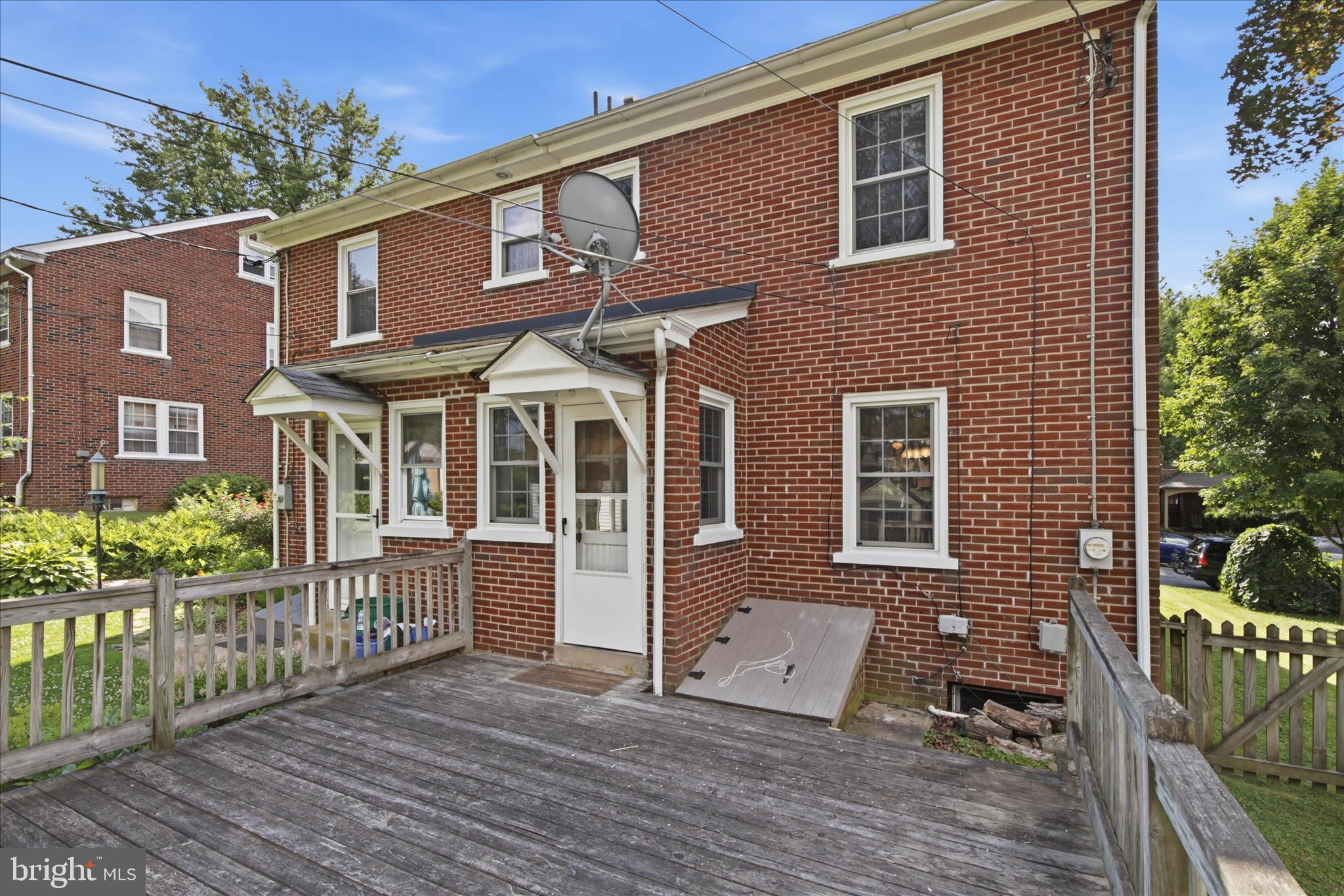 HAMILTON PARK - Residential
