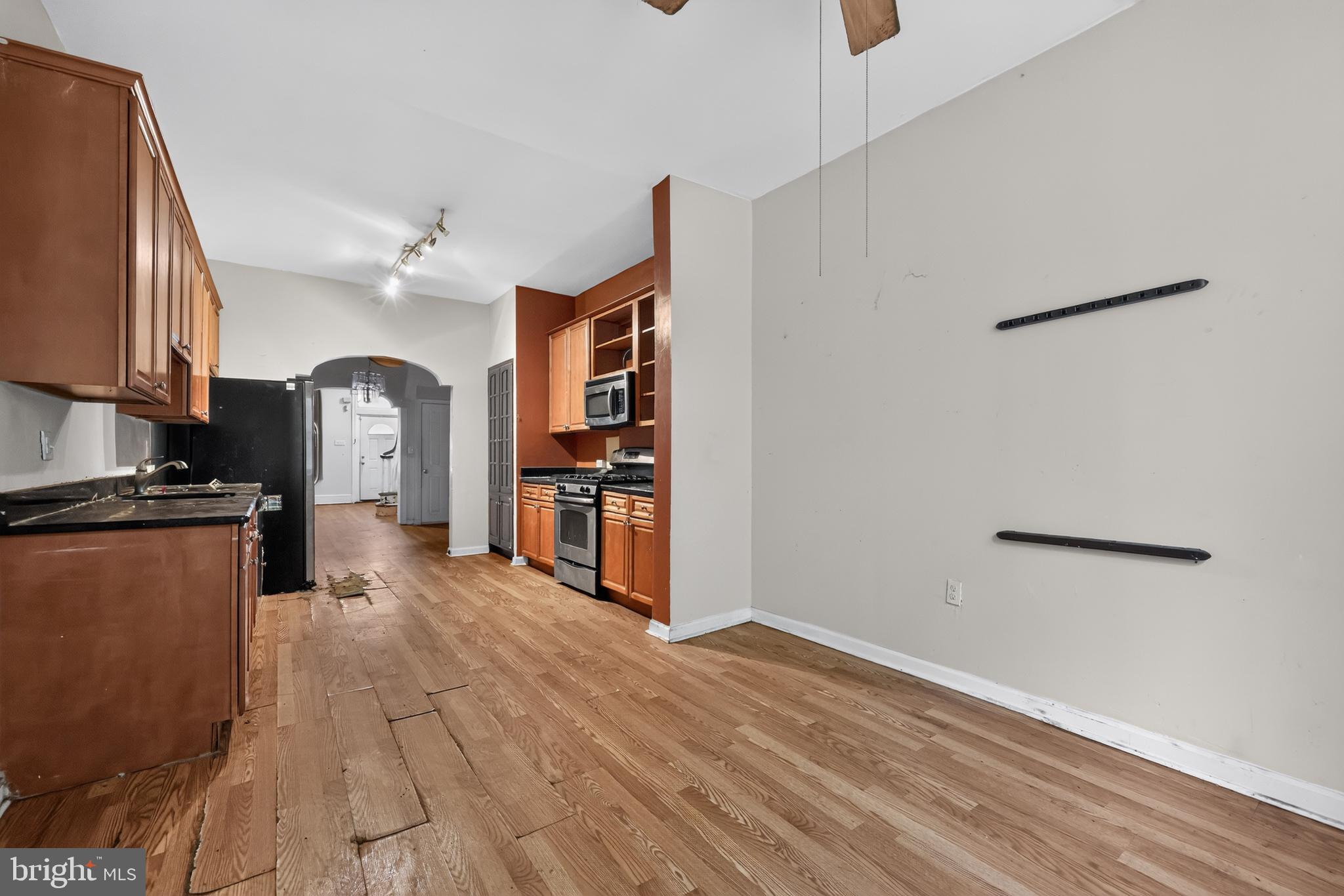 WEST PASSYUNK - Residential