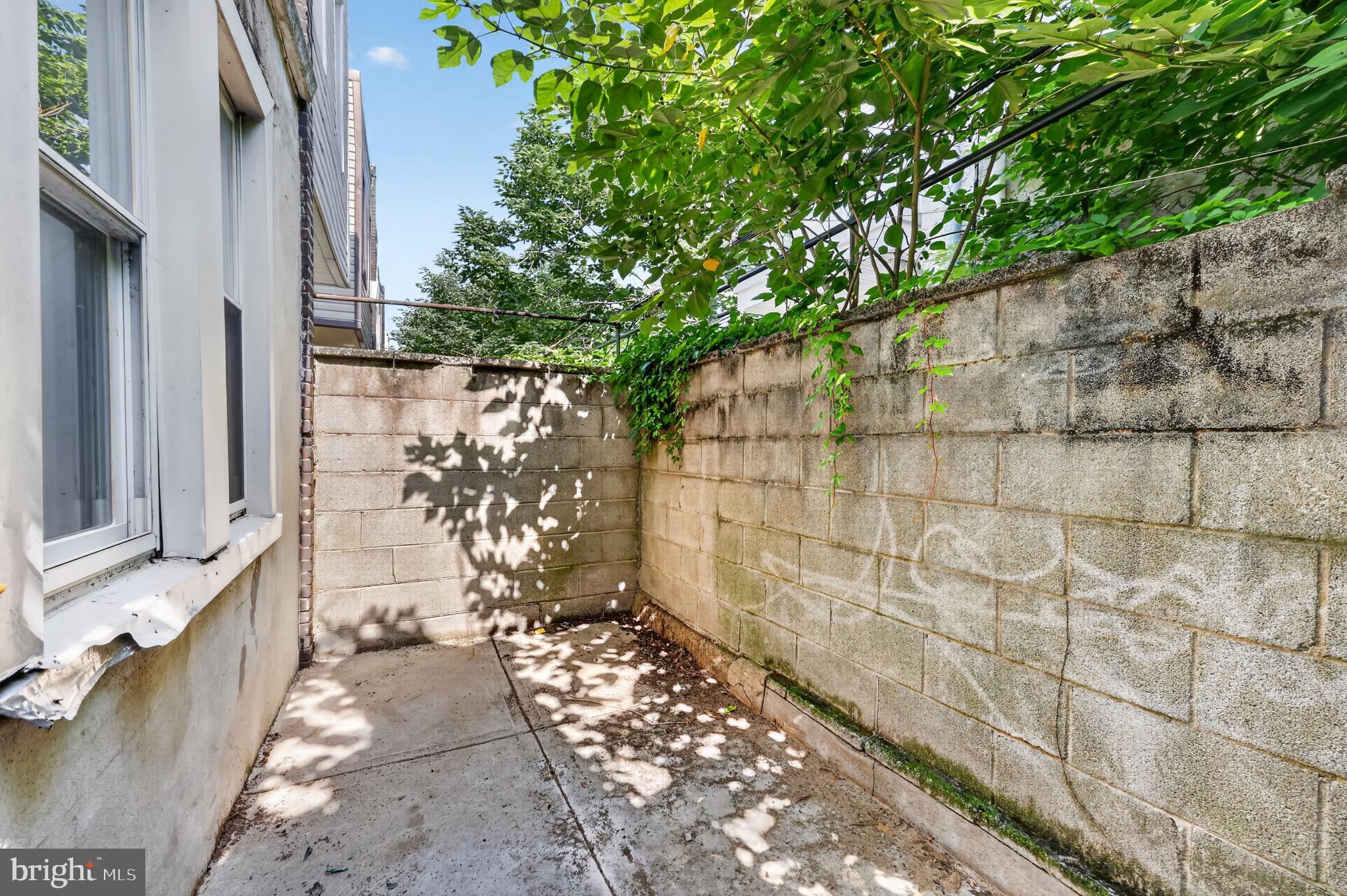 WEST PASSYUNK - Residential