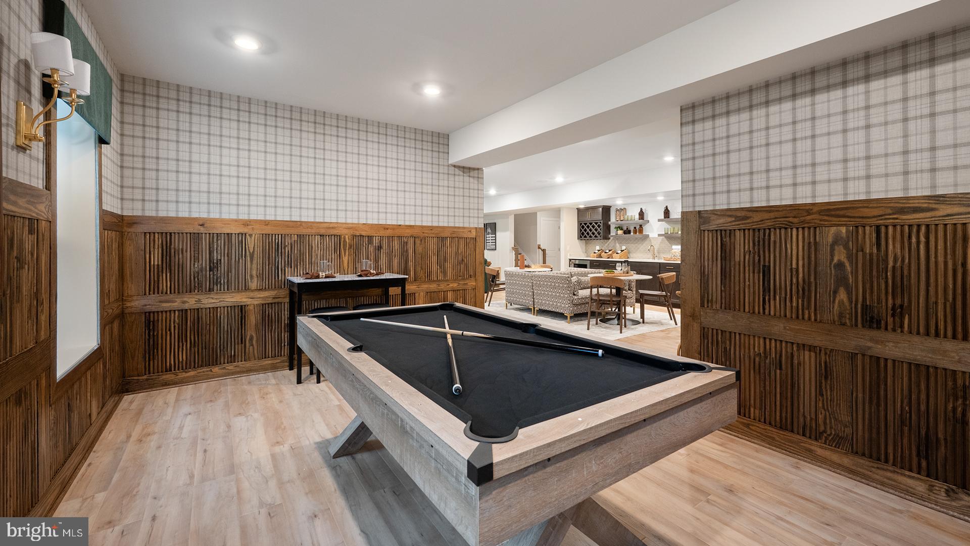 QUARTER BRANCH - Residential