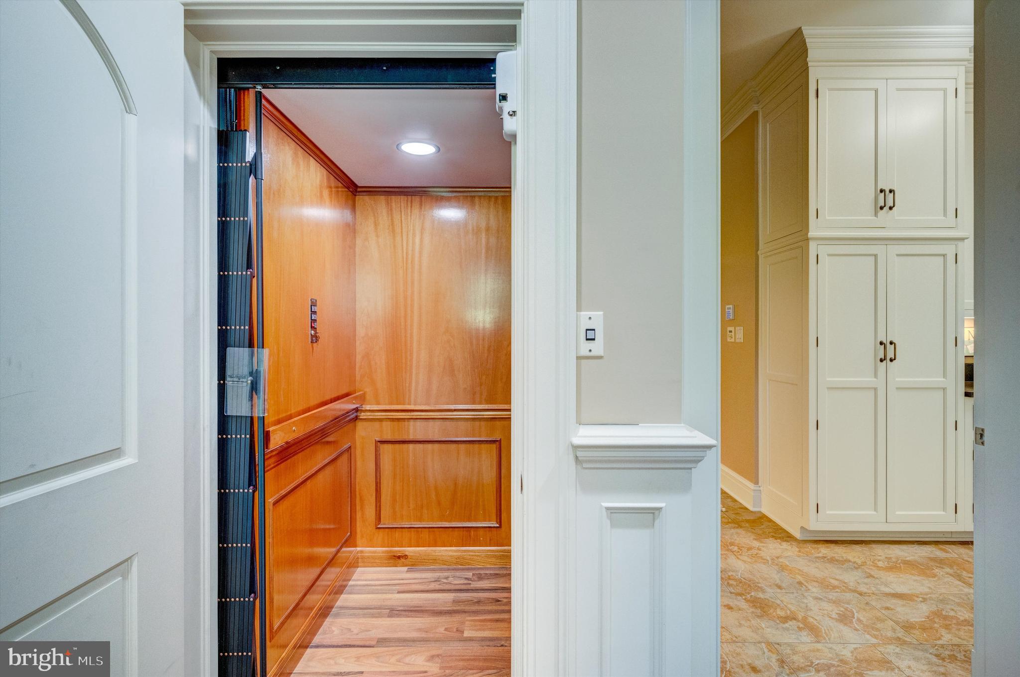 FOUNTAIN HEAD - Residential