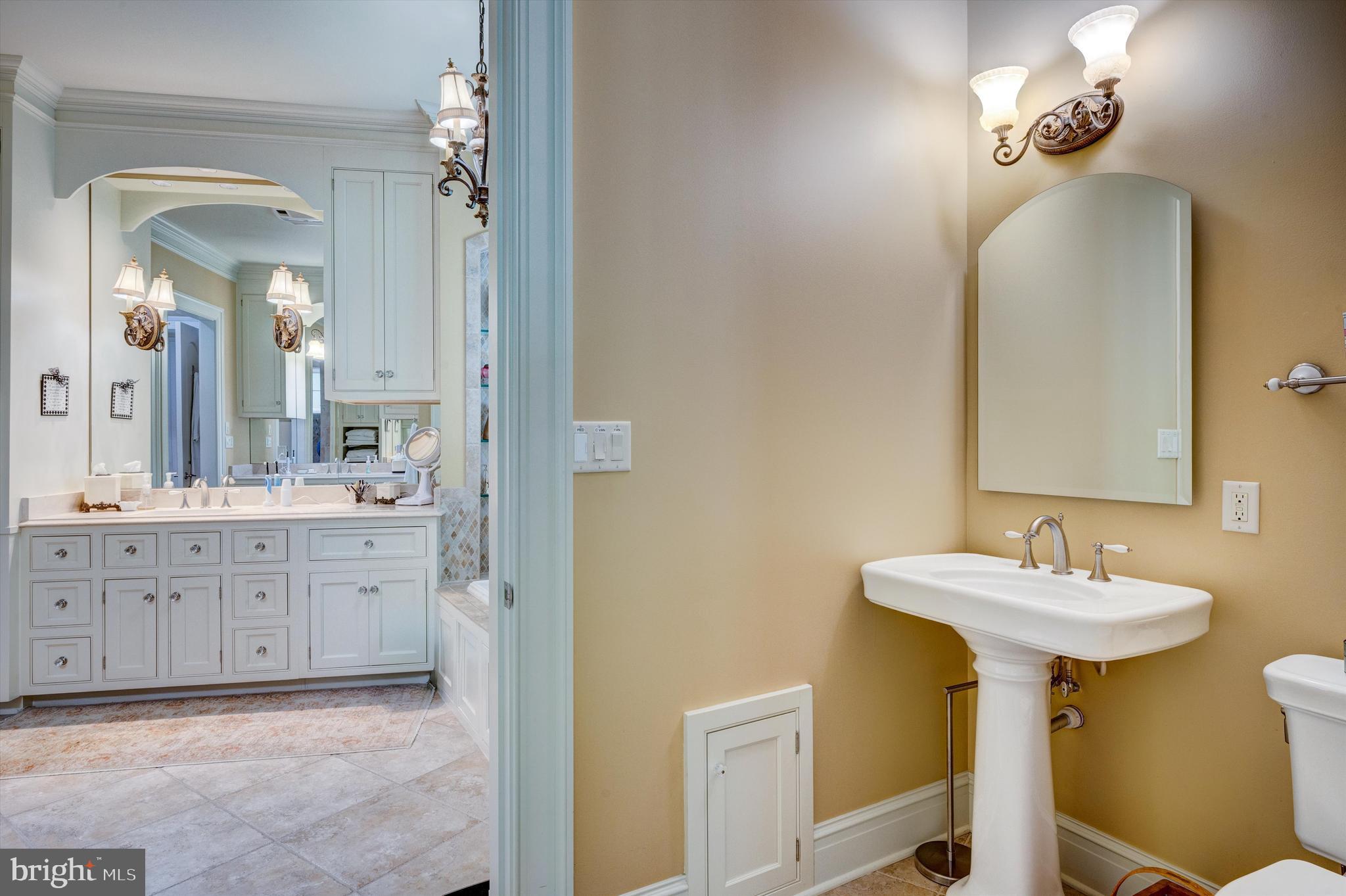 FOUNTAIN HEAD - Residential