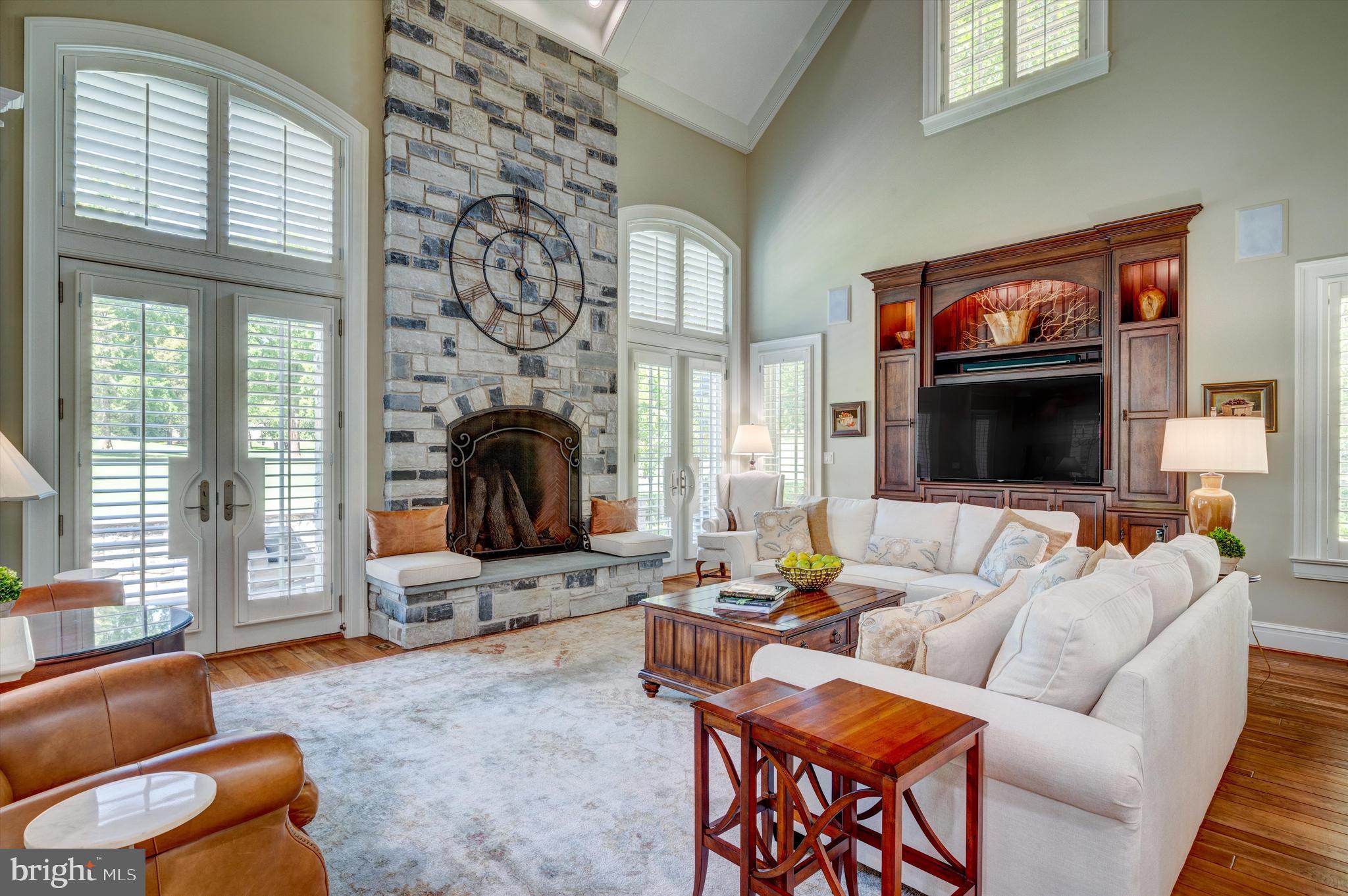 FOUNTAIN HEAD - Residential