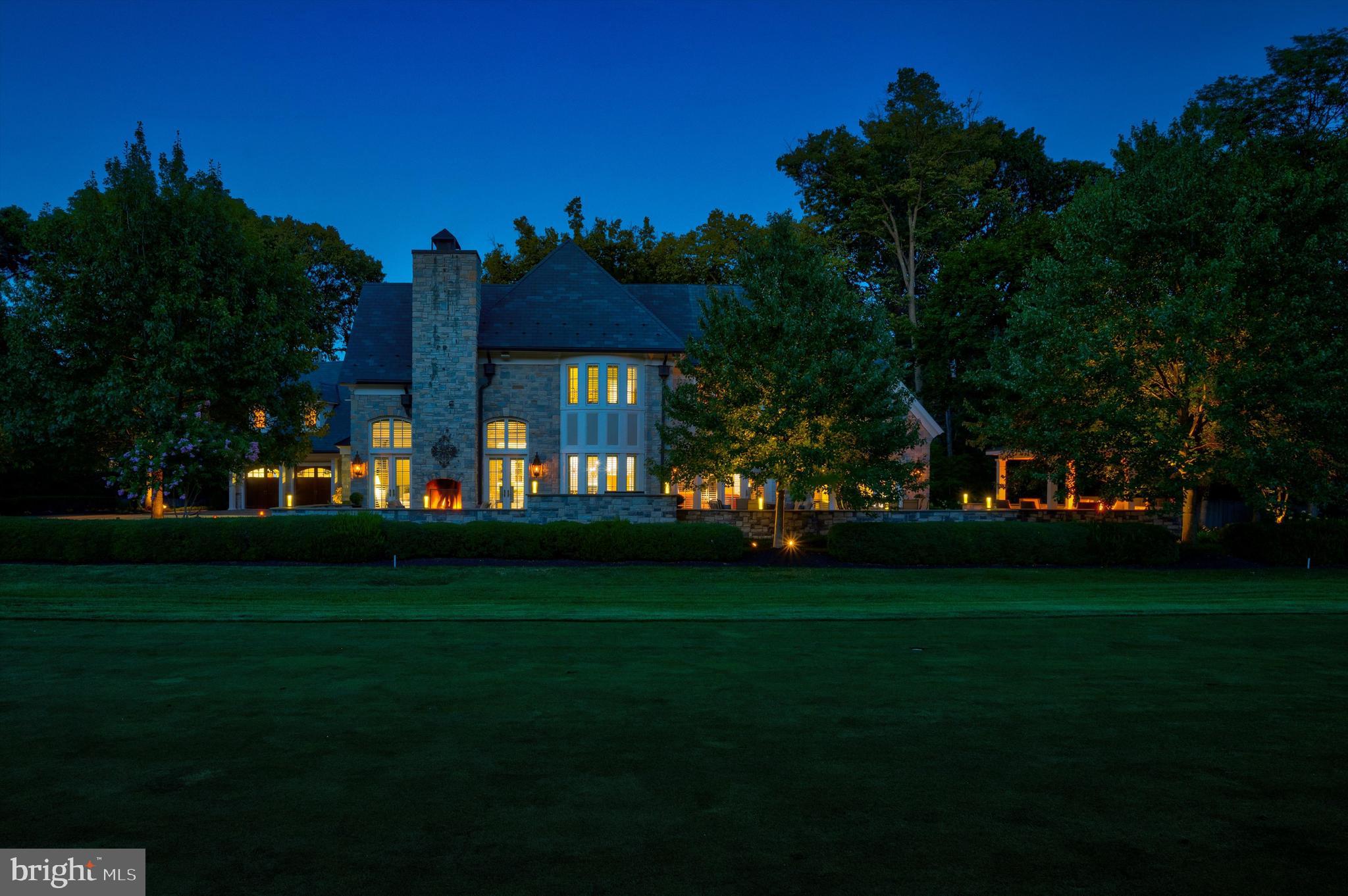FOUNTAIN HEAD - Residential