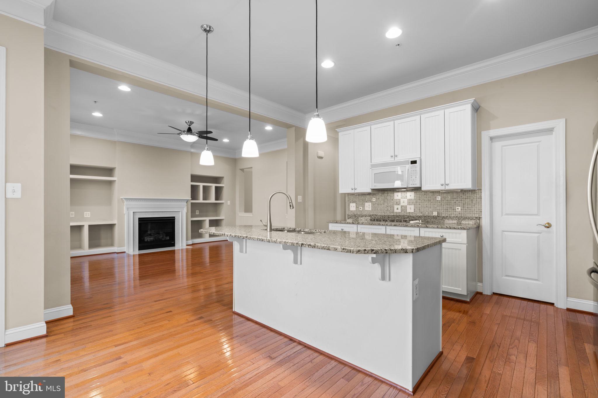 STONE LAKE - Residential