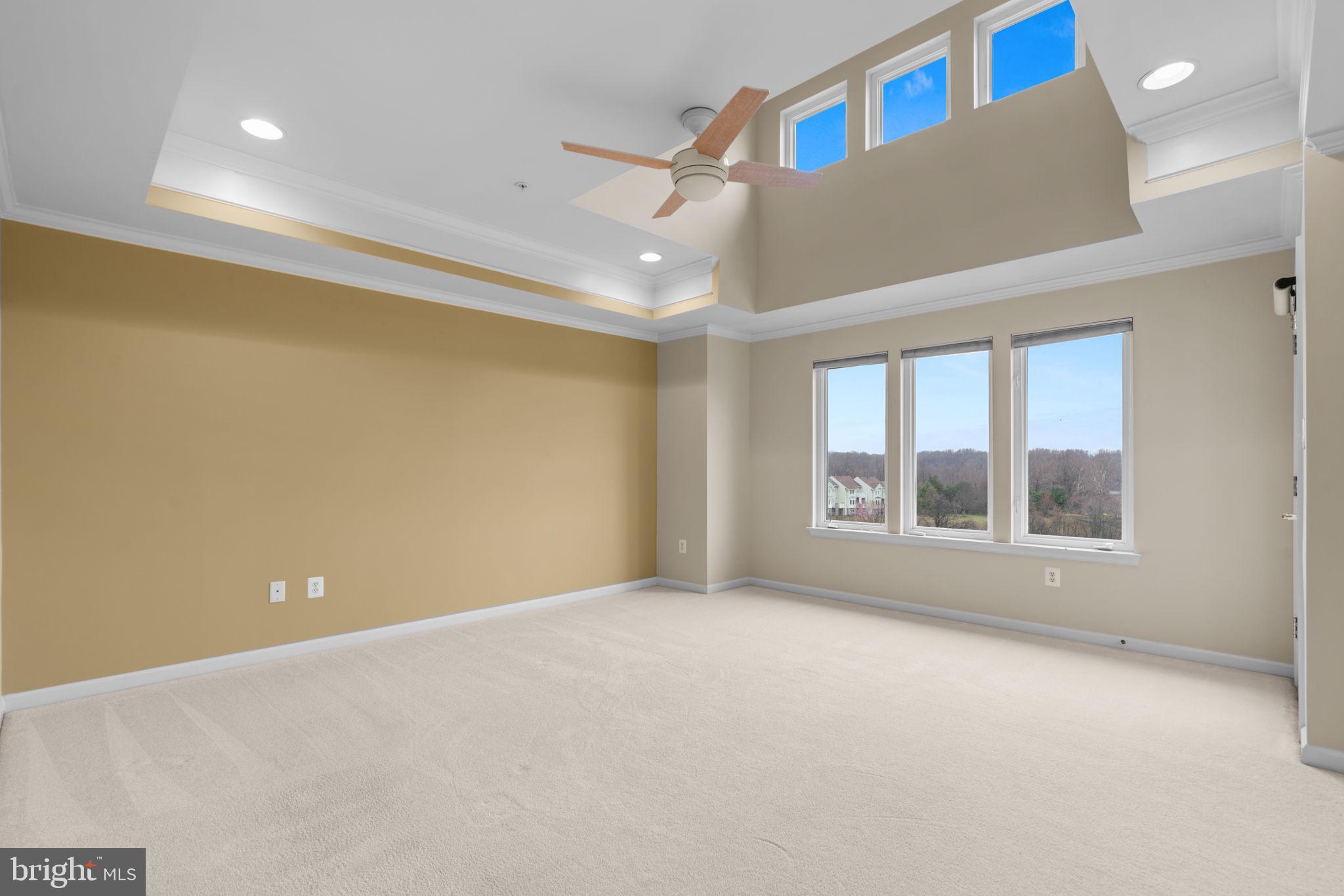 STONE LAKE - Residential