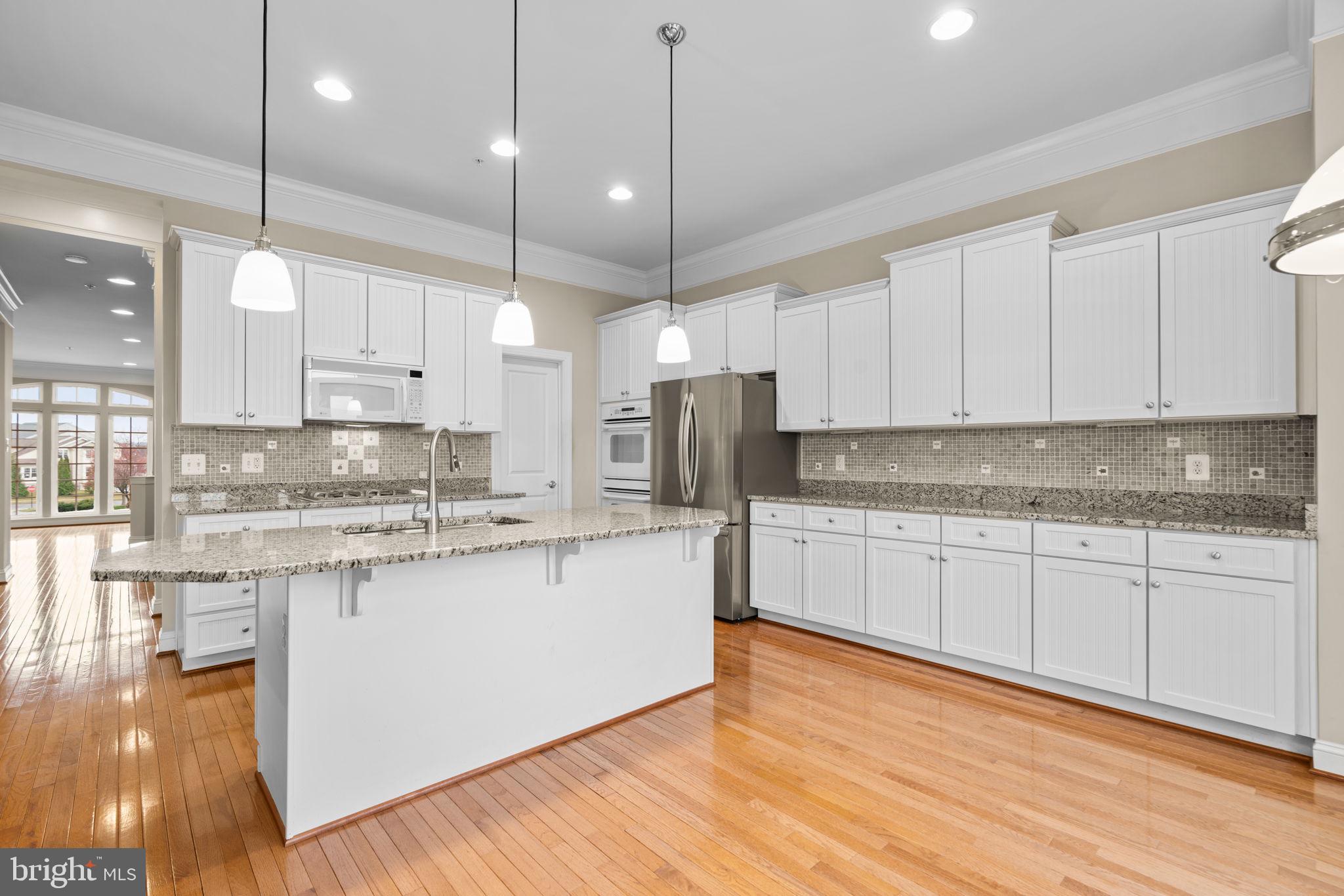 STONE LAKE - Residential