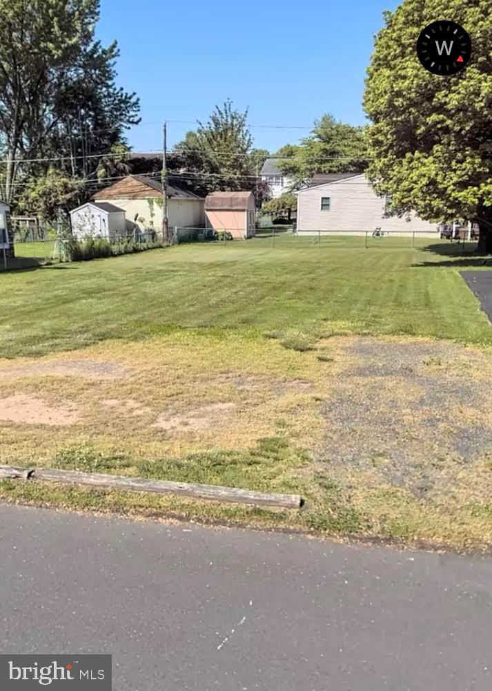 Perfect vacant lot in the quiet and beautiful town in Croydon! Take advantage of this opportunity to be another owner able to build a new construction home! Croydon has been a HOT market for builders! Come take a look NOW!      ***MULTIPLE OFFERS RECEIVED*** PLEASE HAVE HIGHEST AND BEST OFFERS BY 06/30/2024 AT 5:00PM . PLEASE HAVE ALL PERTAINING DOCS SENT WITH OFFER. PLEASE USE 07/01/2024 AS THE WRITTEN ACCEPTANCE DATE.