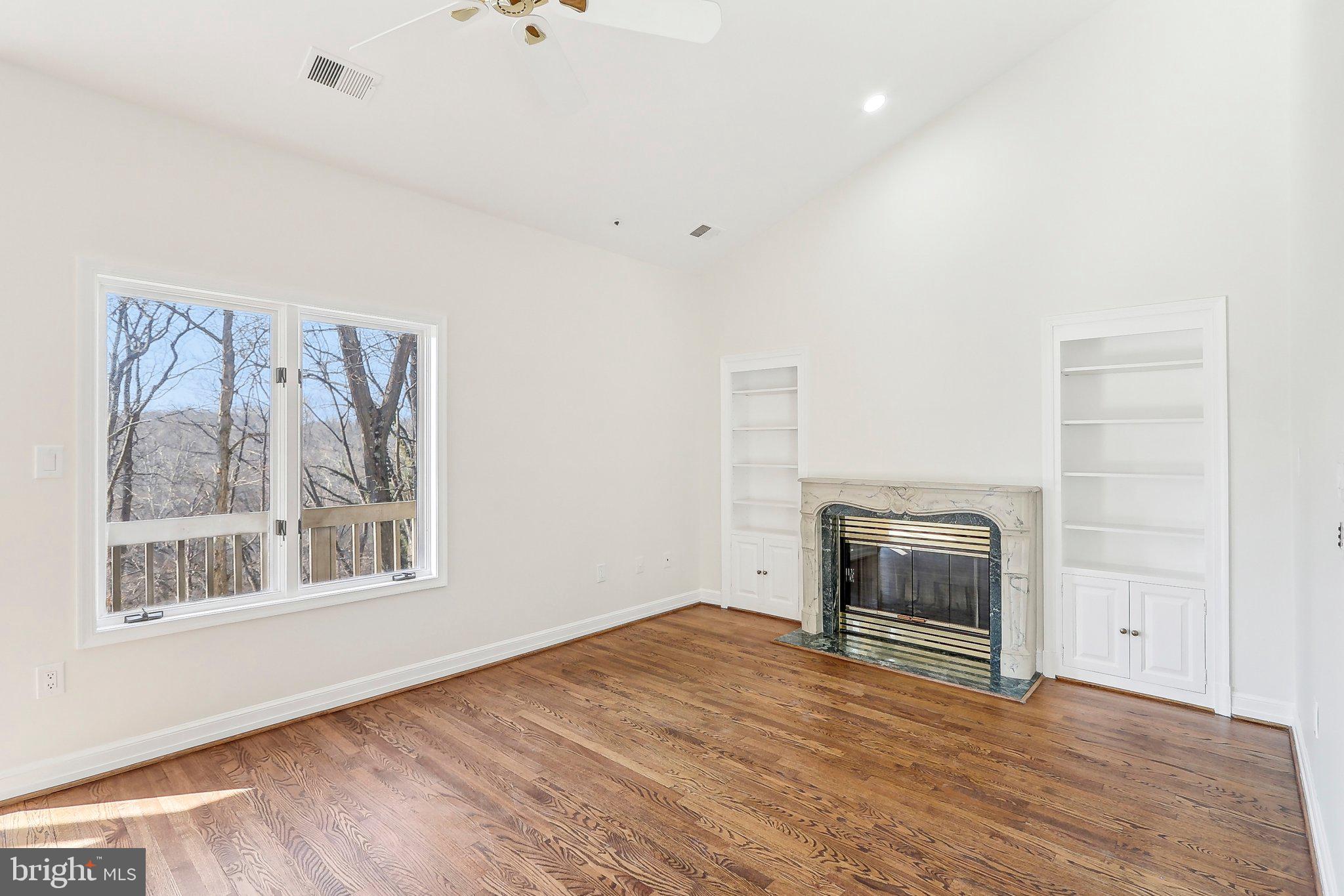 BROOKMONT - Residential