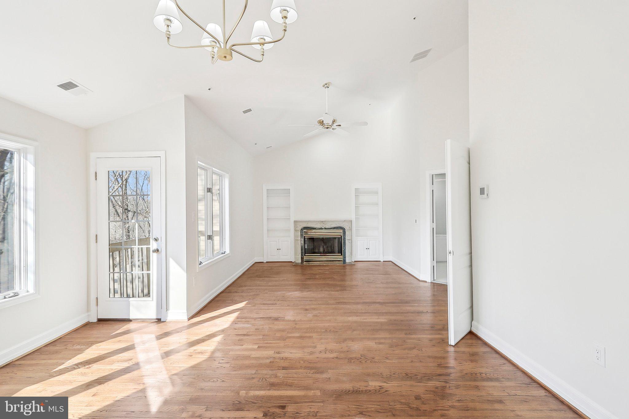 BROOKMONT - Residential
