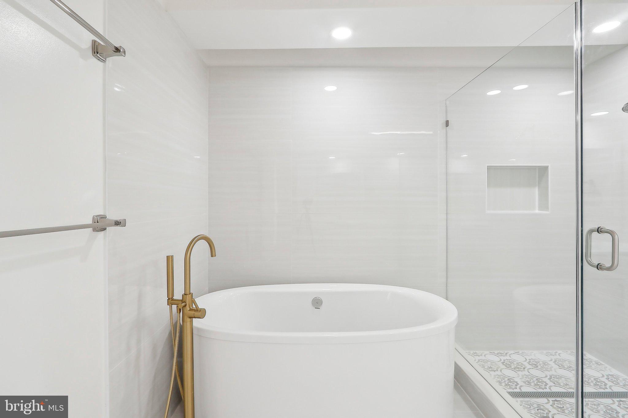 BROOKMONT - Residential