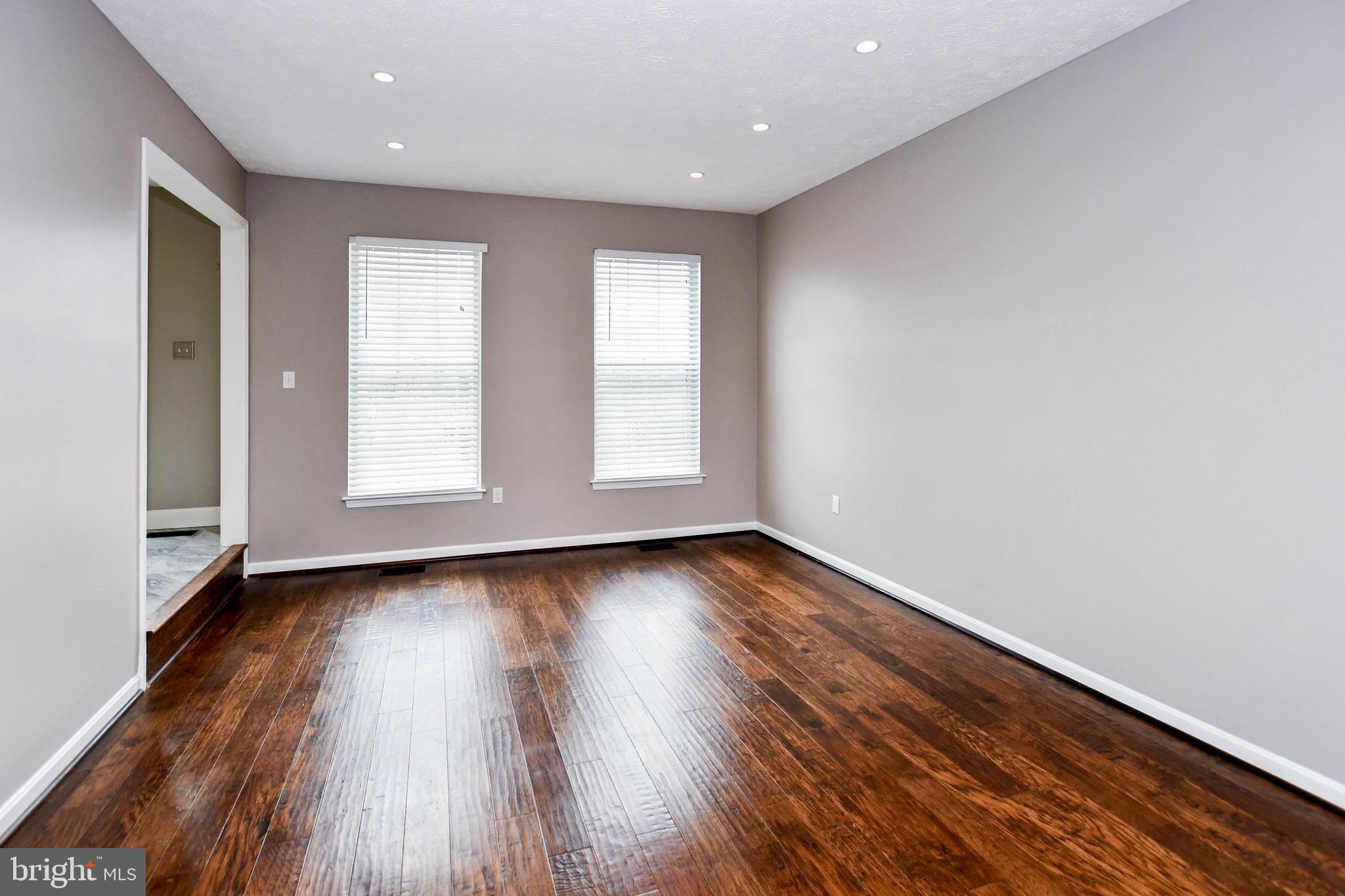 OLD FORT HILLS- PLAT 11 - Residential