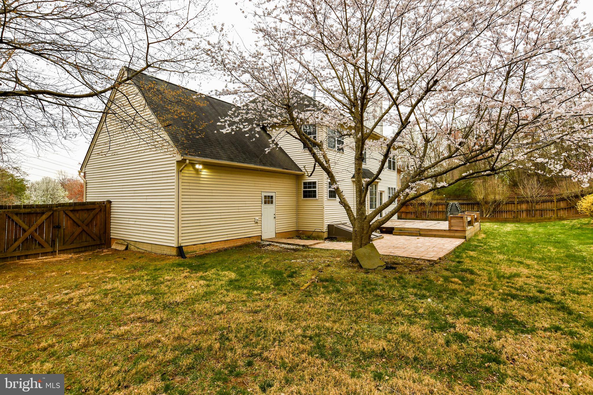OLD FORT HILLS- PLAT 11 - Residential