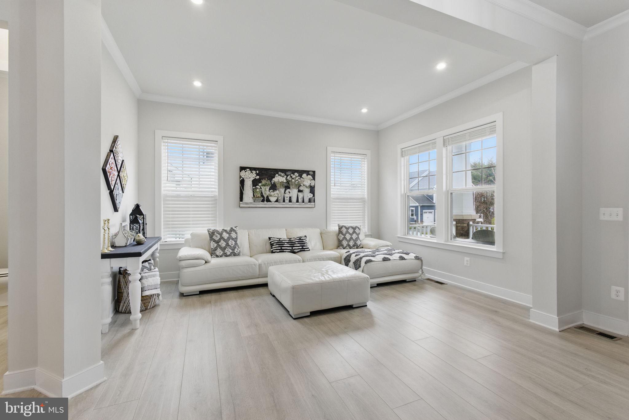 GROVE AT WILLOWSFORD - Residential