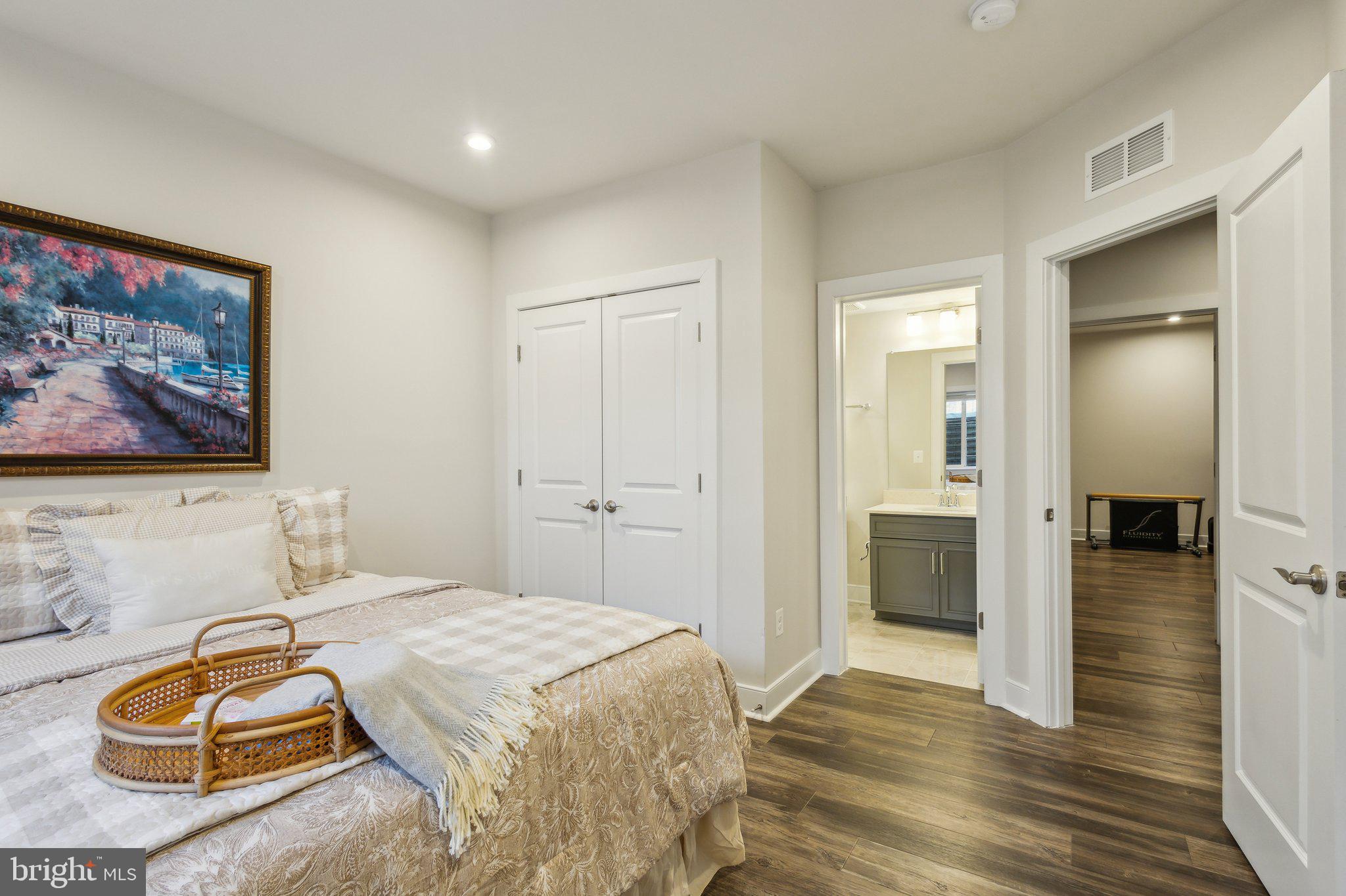 GROVE AT WILLOWSFORD - Residential
