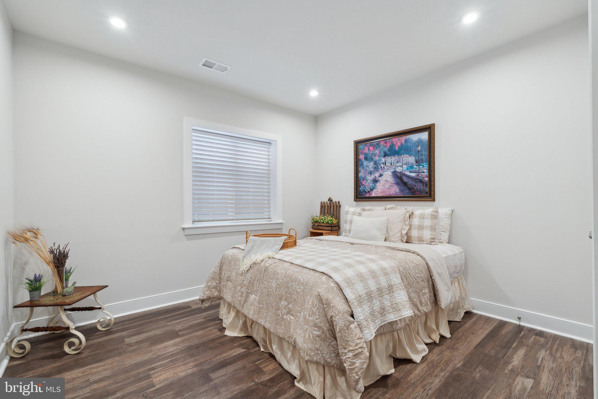 GROVE AT WILLOWSFORD - Residential