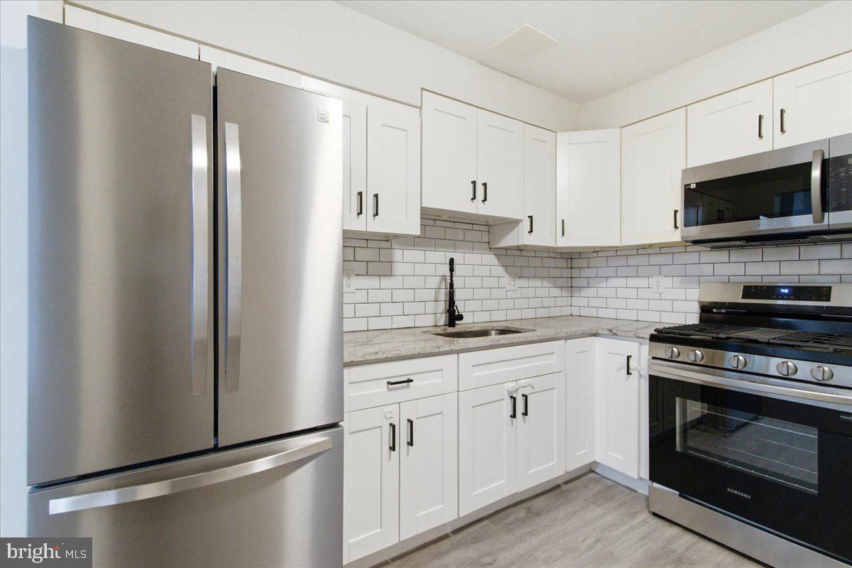 BRADBURY PARK - Residential